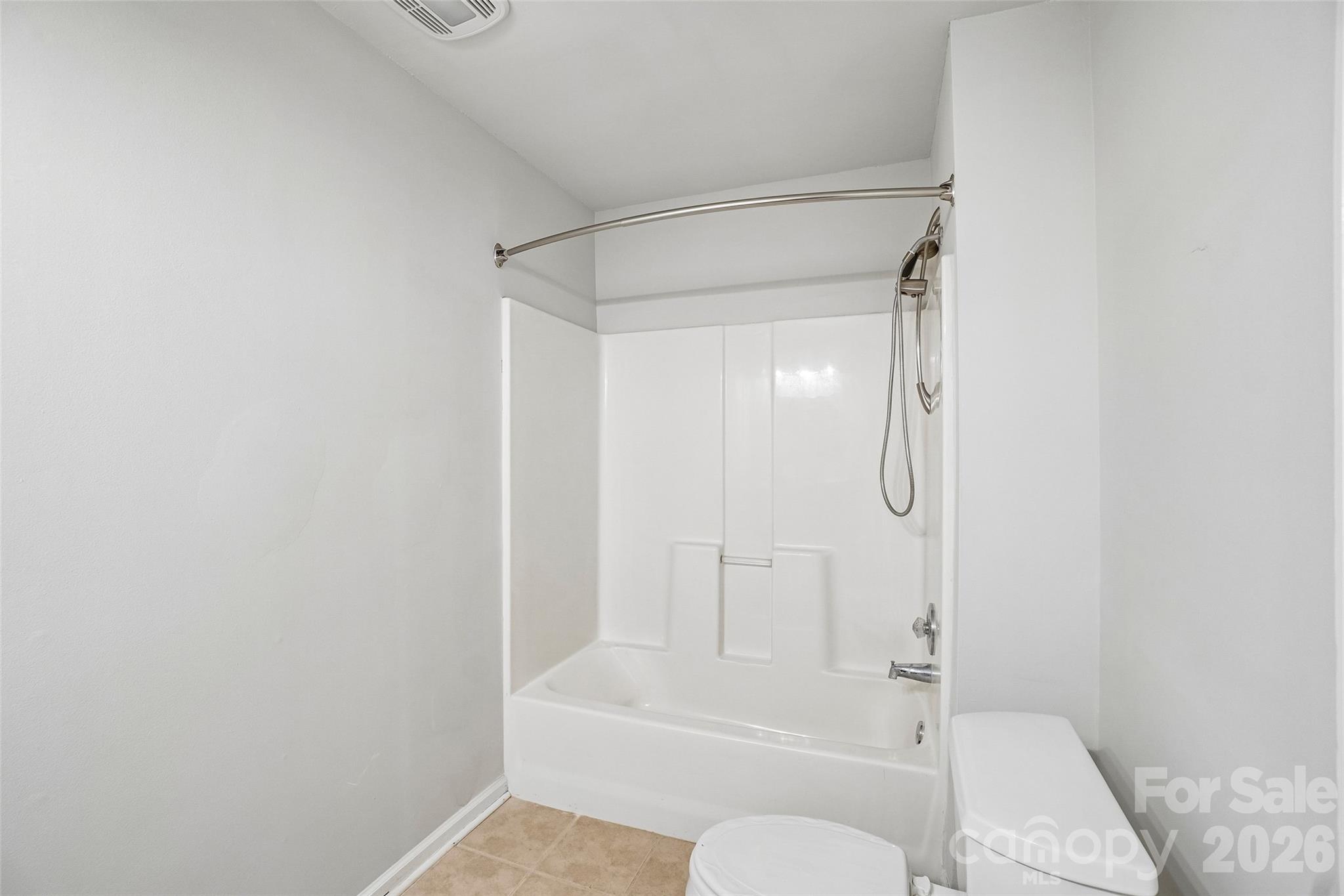 19 Jupiter Heights — Weaverville