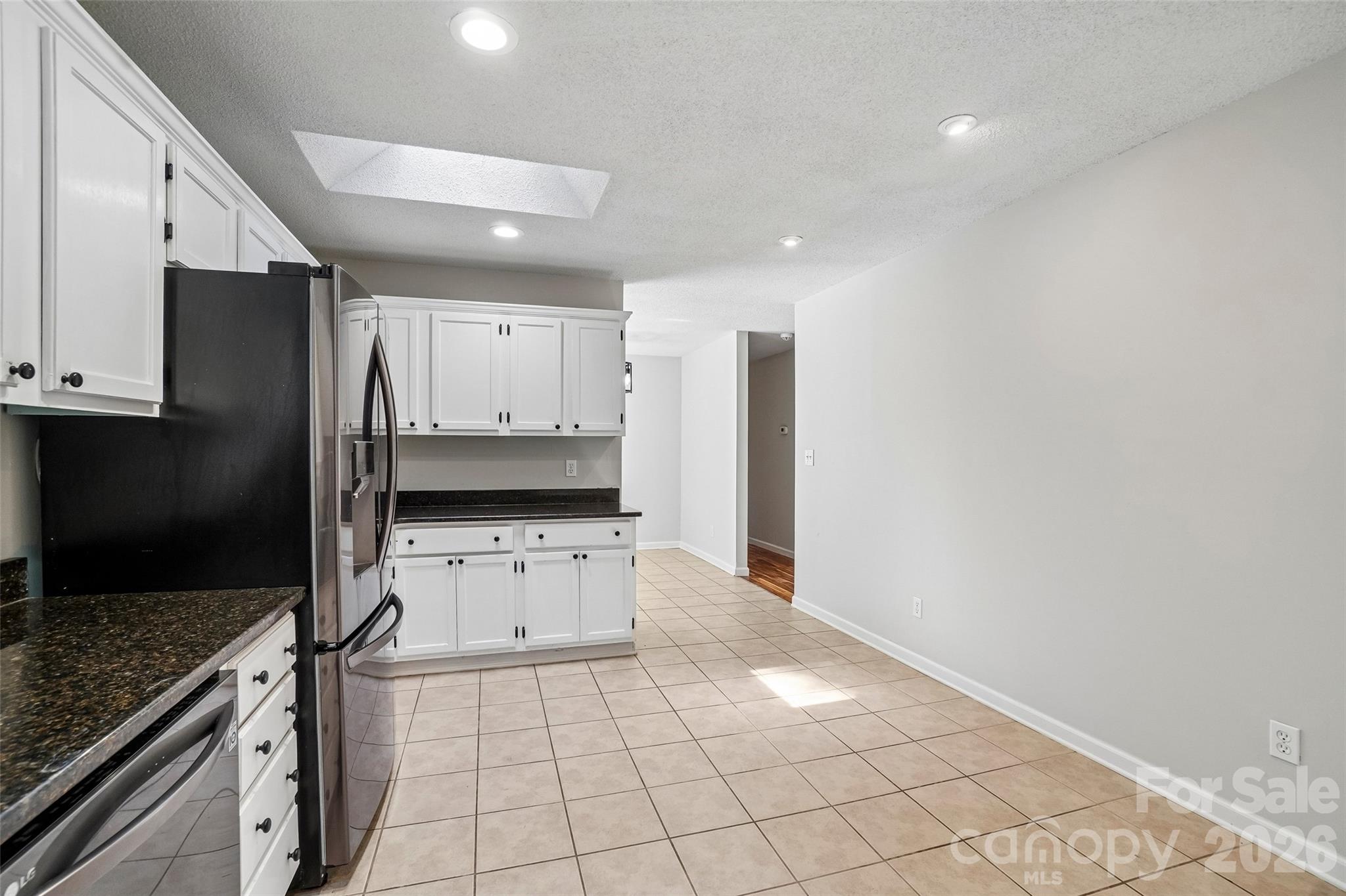 19 Jupiter Heights — Weaverville