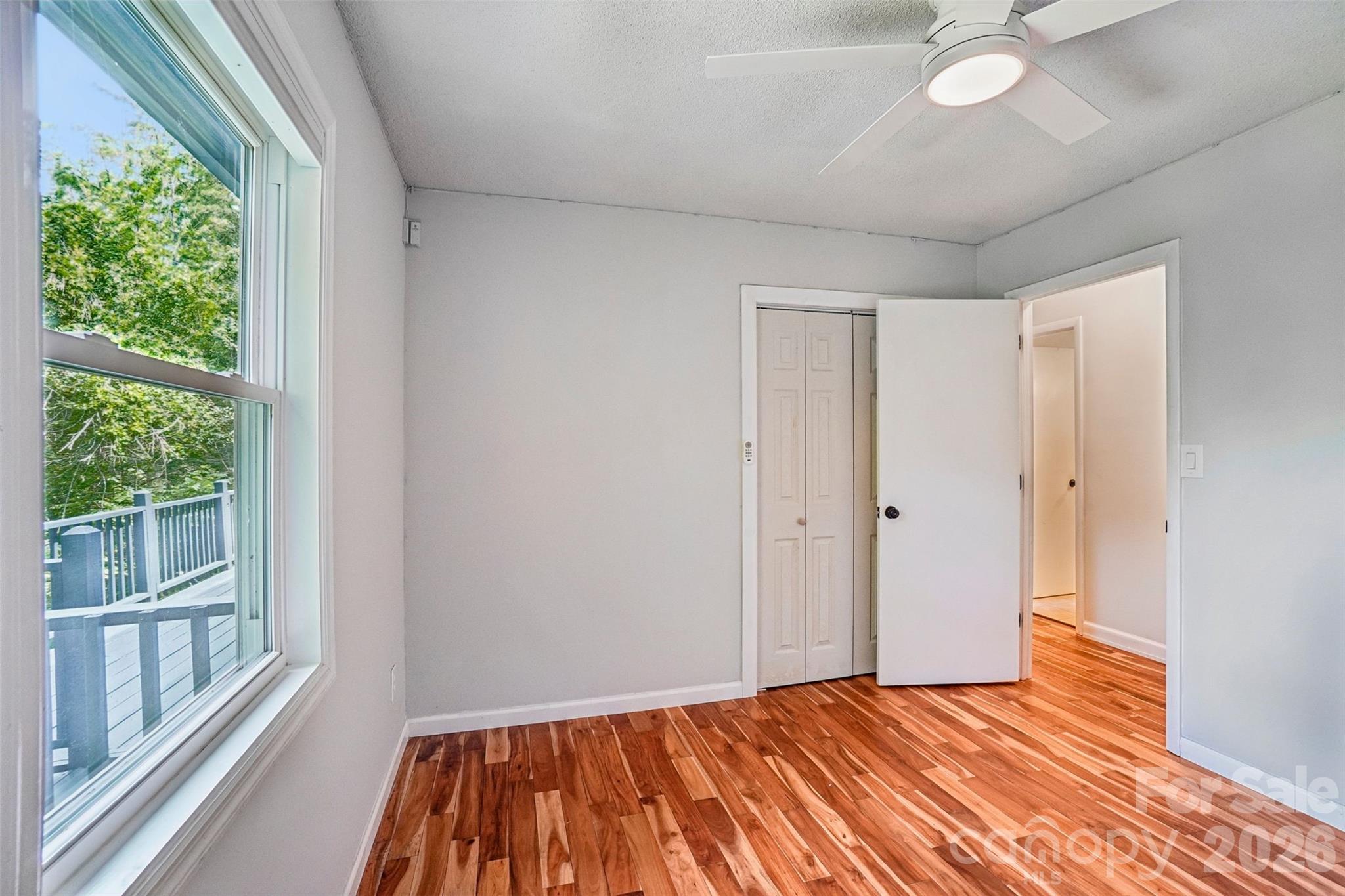 19 Jupiter Heights — Weaverville