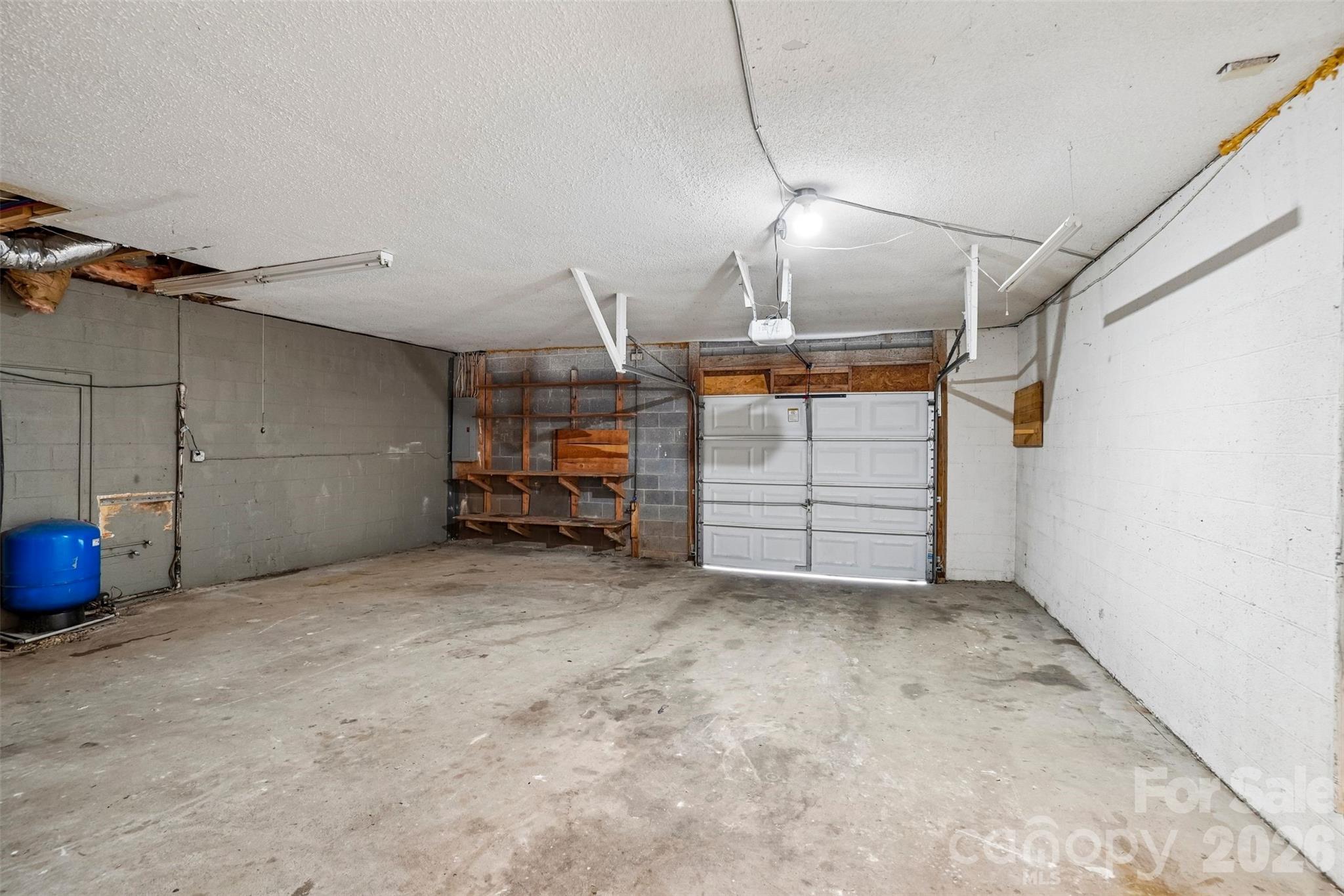 19 Jupiter Heights — Weaverville