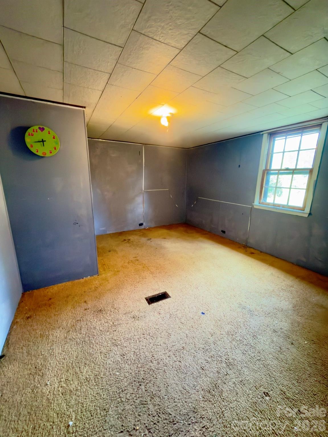 1351 Black Ankle Road — Star