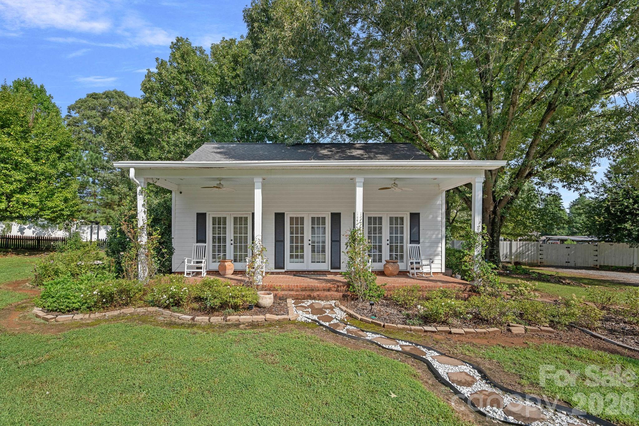 127 Celeste Estates Road — Statesville