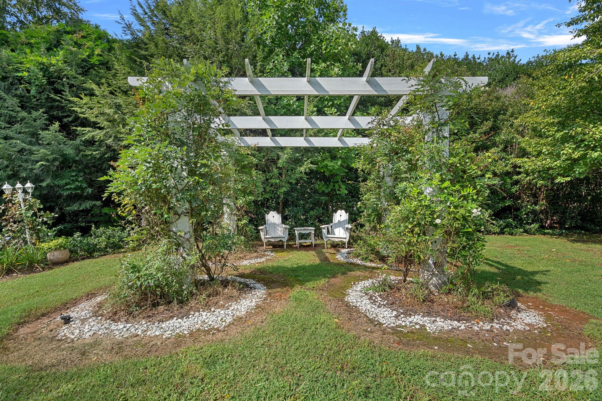 127 Celeste Estates Road — Statesville