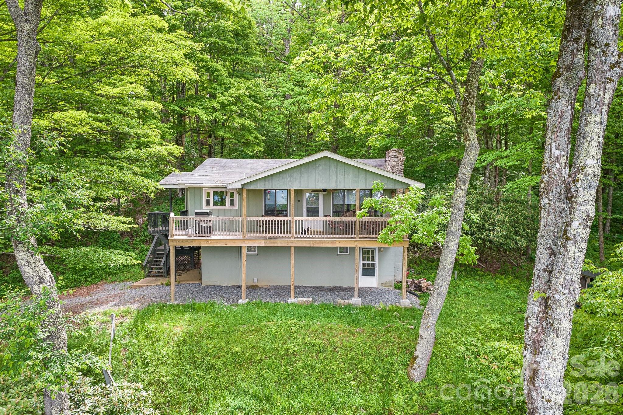 170 Lucas Lane — Mars Hill