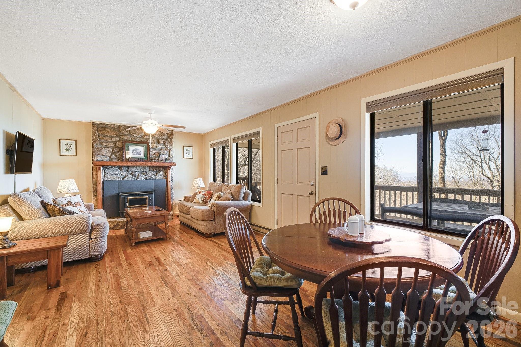 170 Lucas Lane — Mars Hill