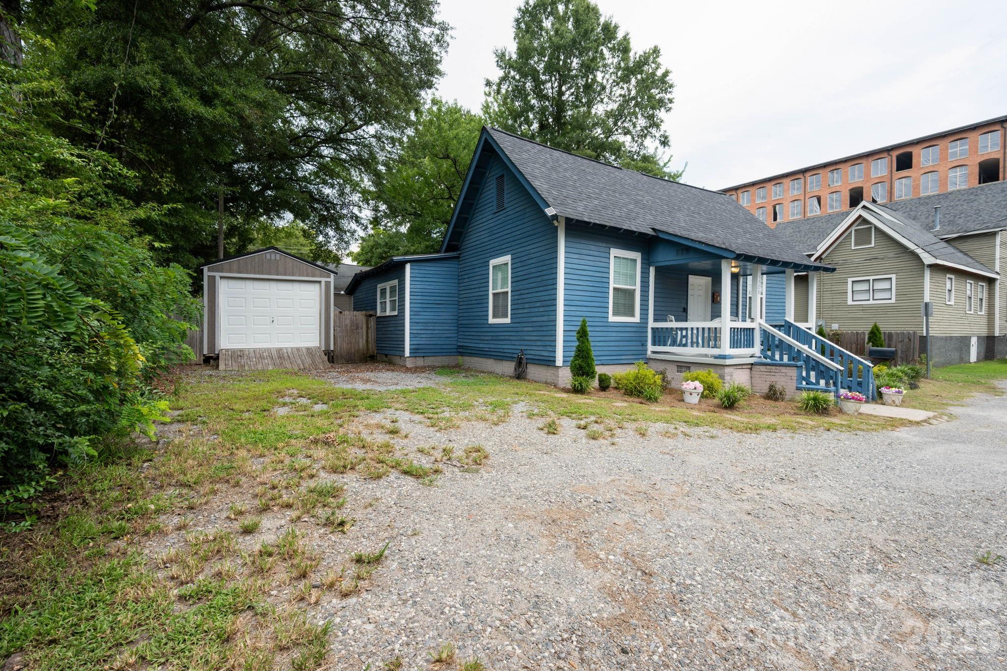 1208 Phillips Court — Gastonia