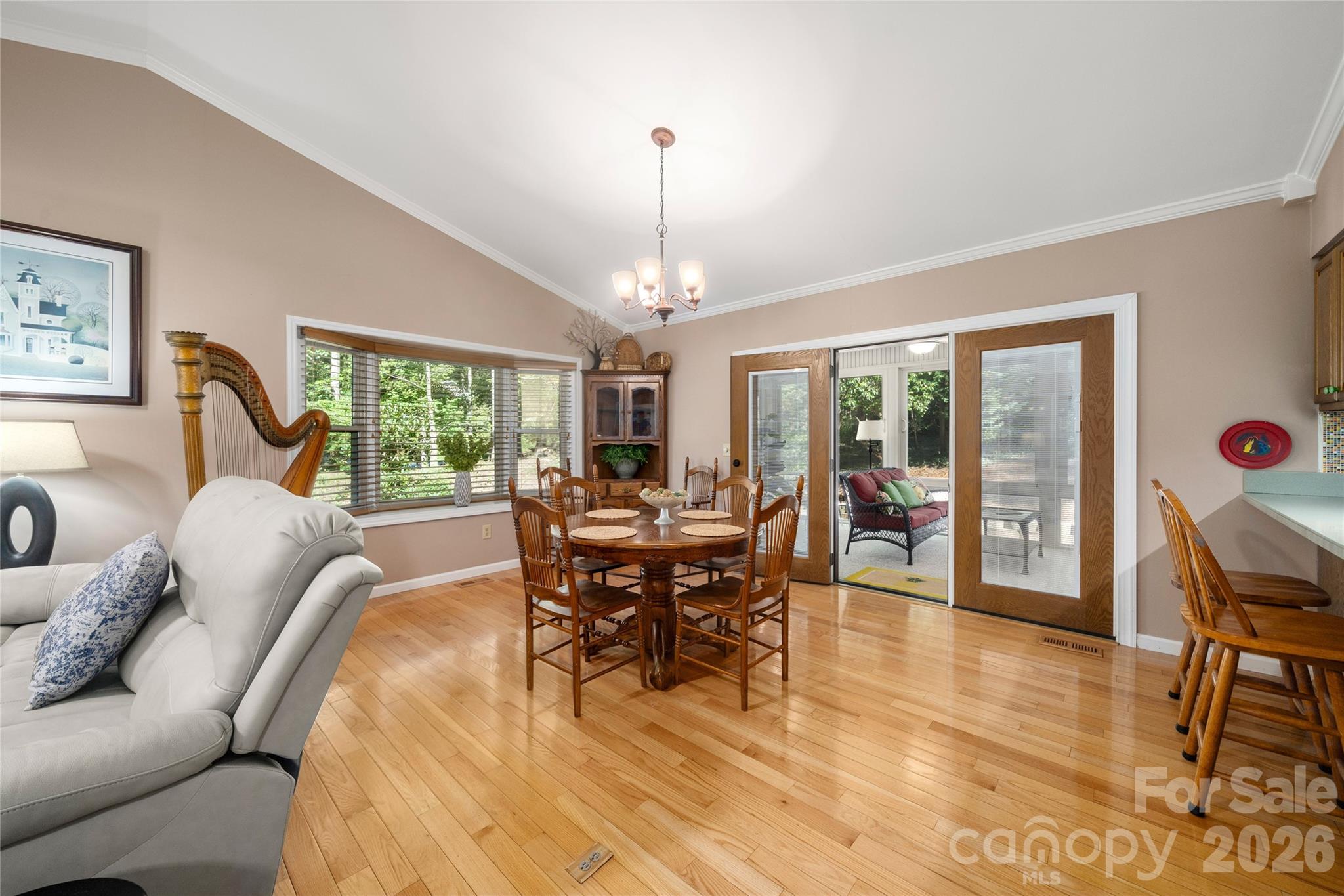 10 Surrey Run — Hendersonville