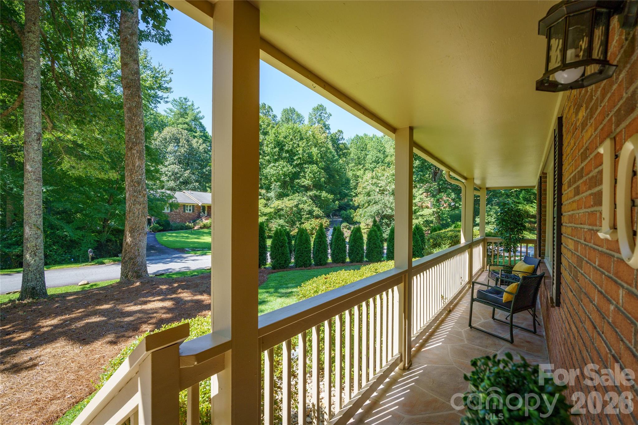 10 Surrey Run — Hendersonville