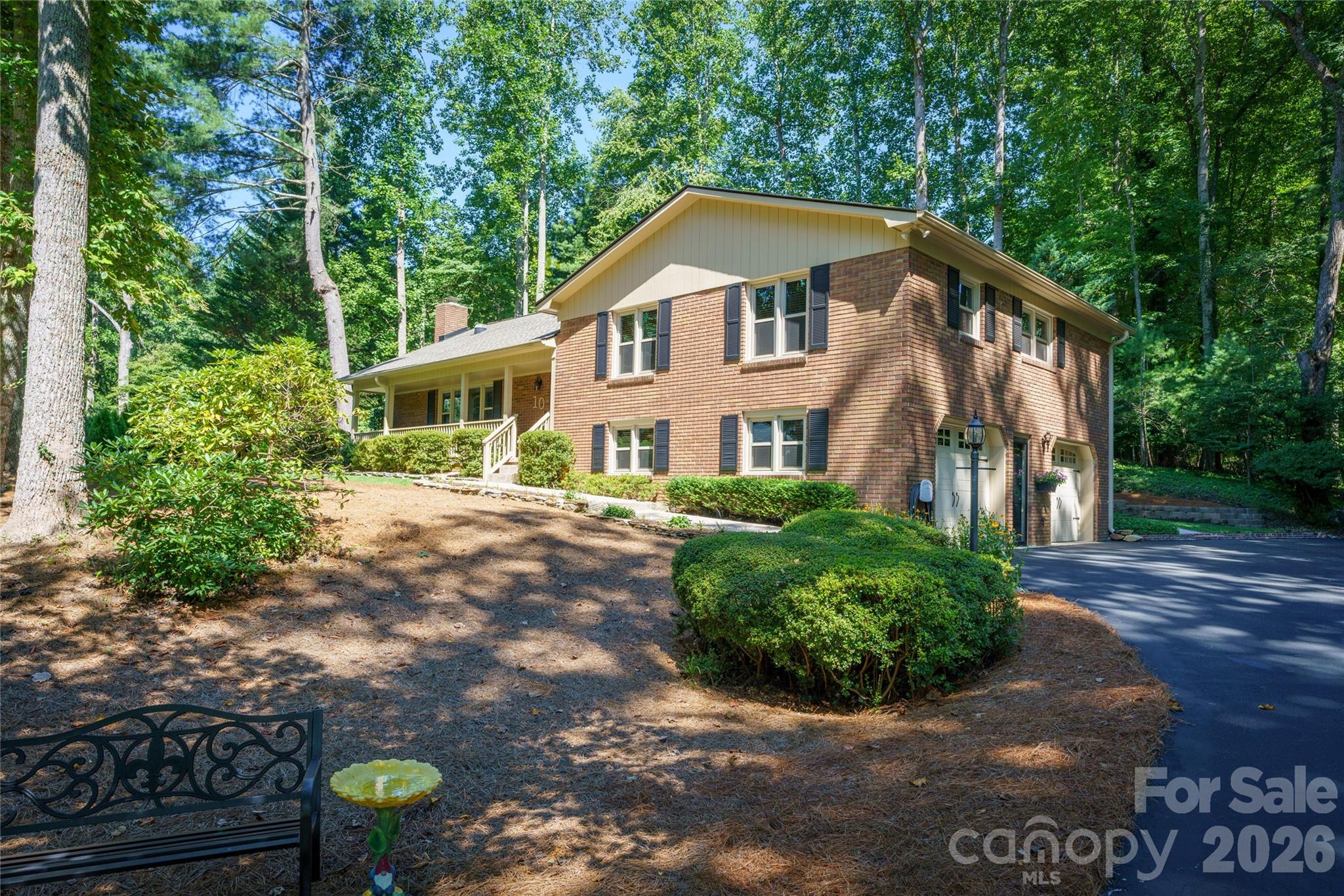 10 Surrey Run — Hendersonville