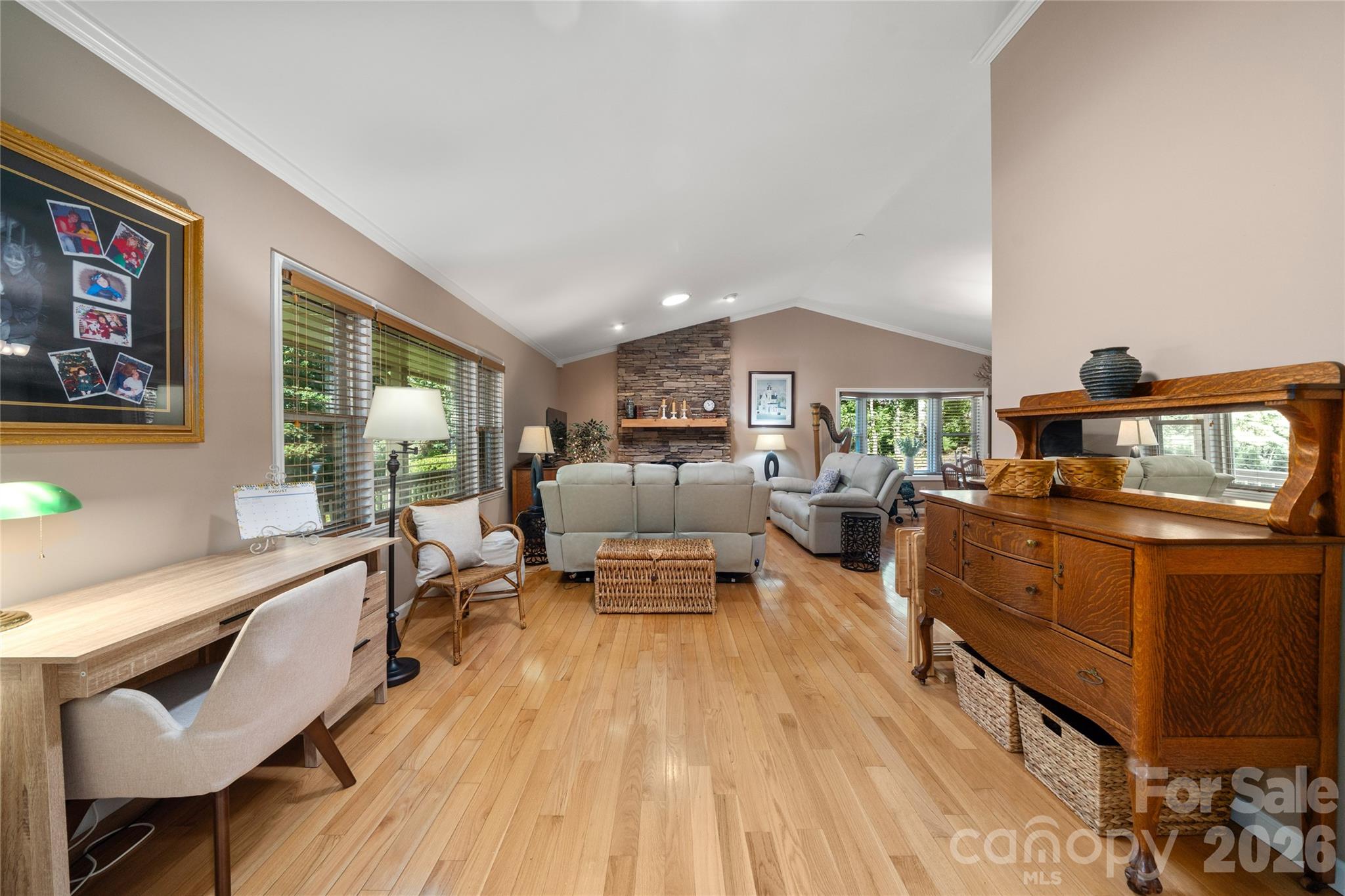 10 Surrey Run — Hendersonville