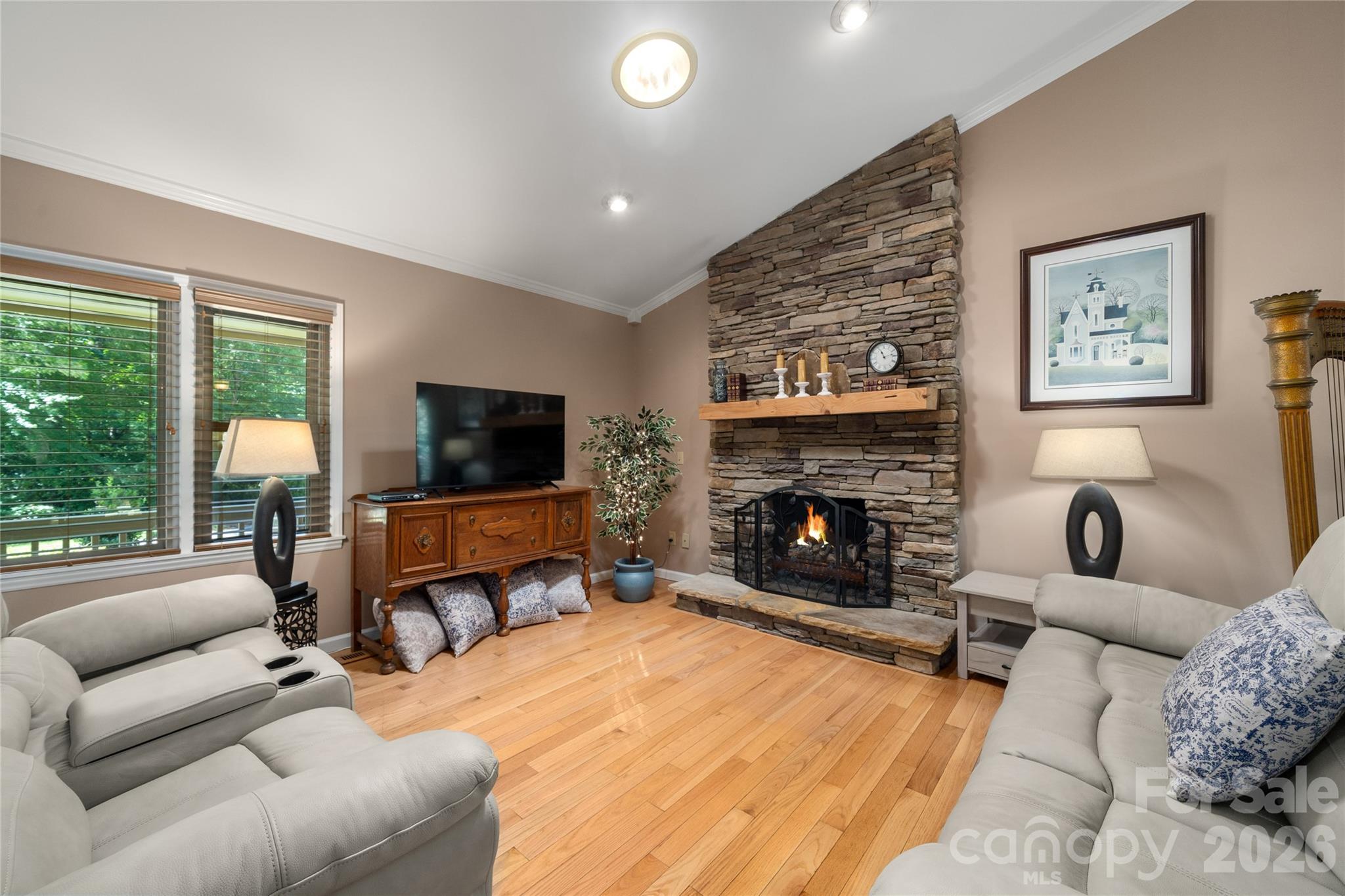 10 Surrey Run — Hendersonville