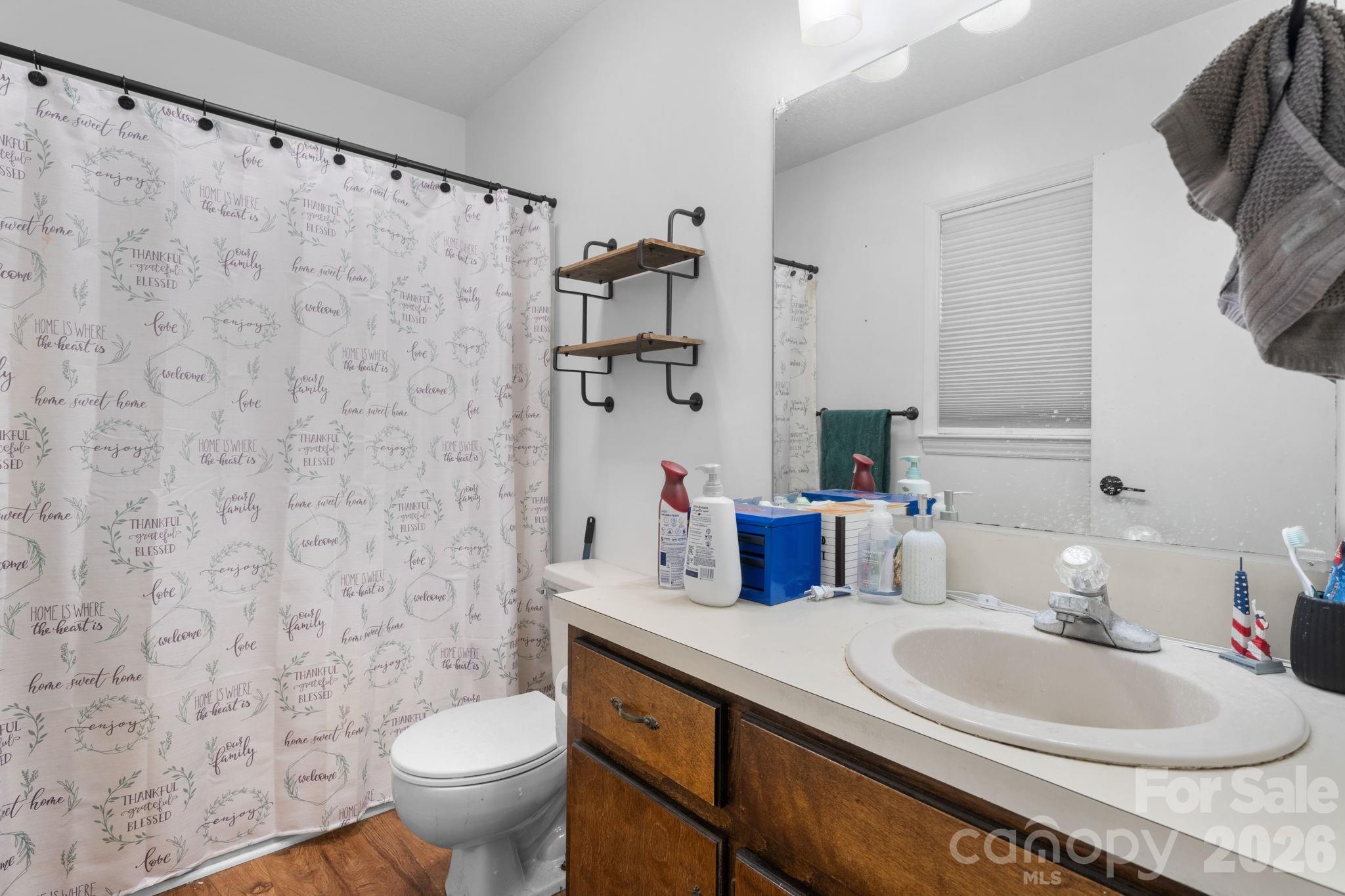 804 Southside Court — Lenoir