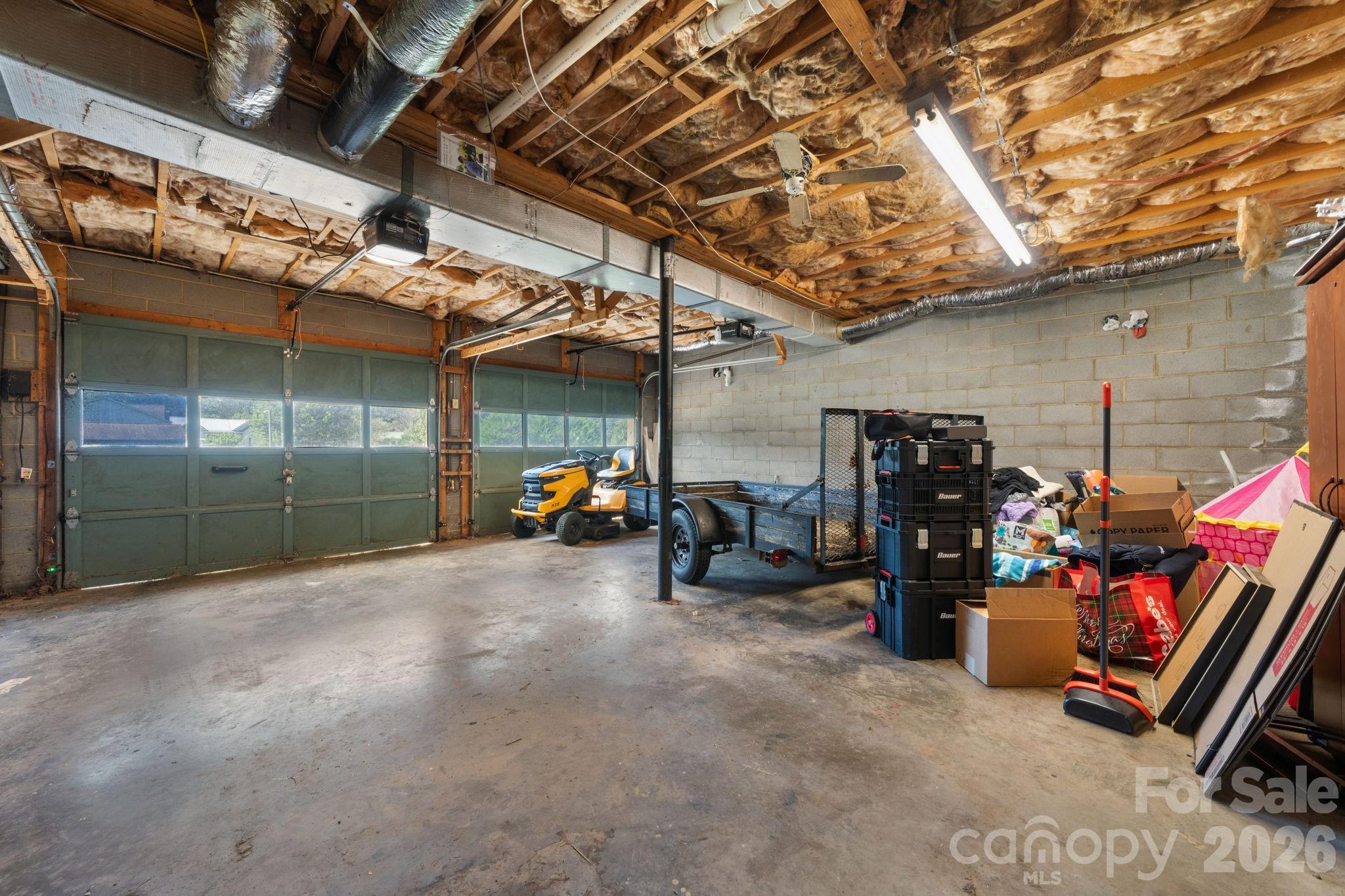 804 Southside Court — Lenoir