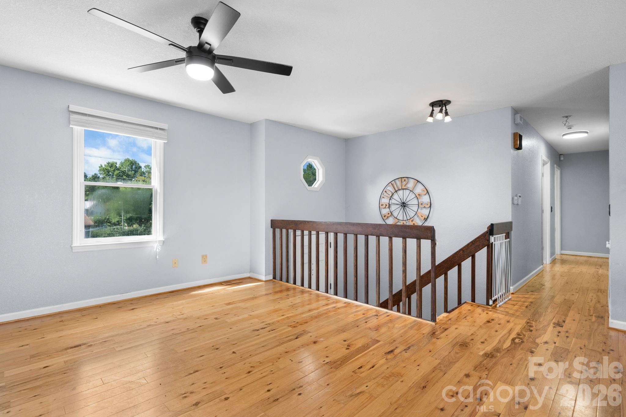 804 Southside Court — Lenoir