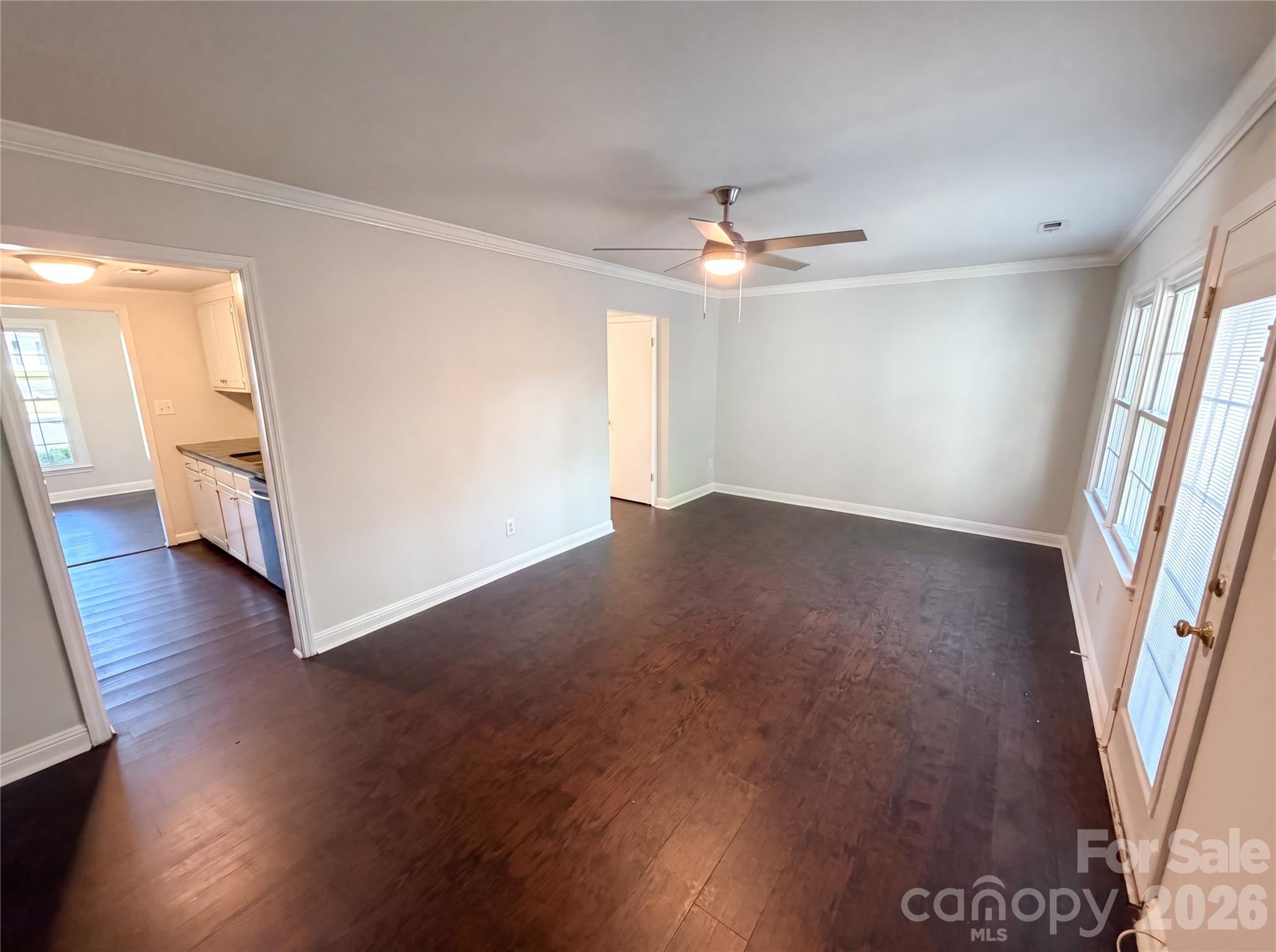 8042 Regent Park Lane — Charlotte