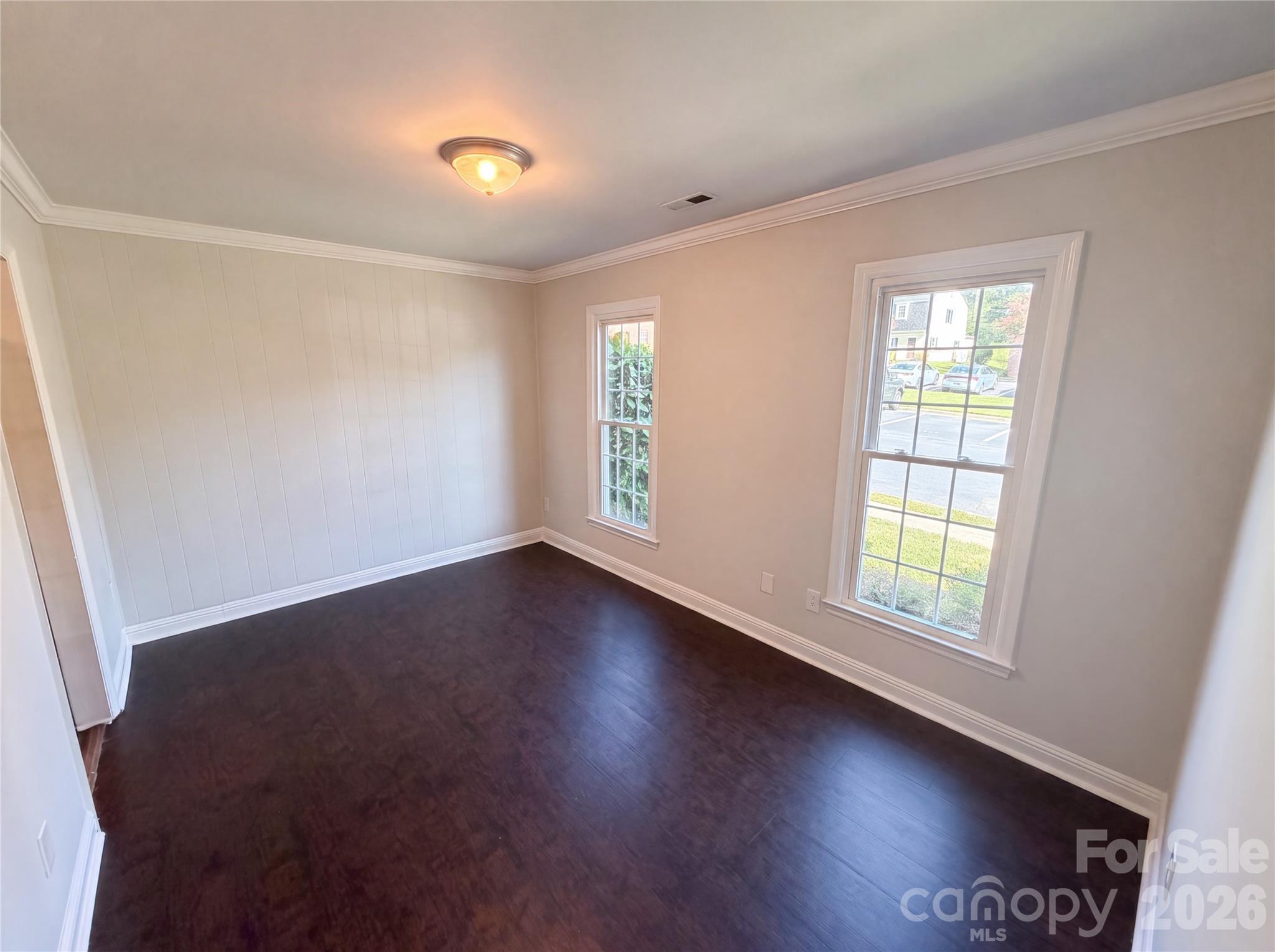 8042 Regent Park Lane — Charlotte