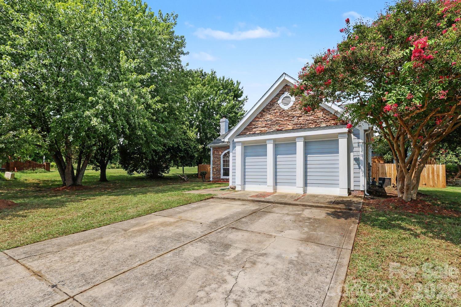 1336 Yorkdale Drive — Charlotte