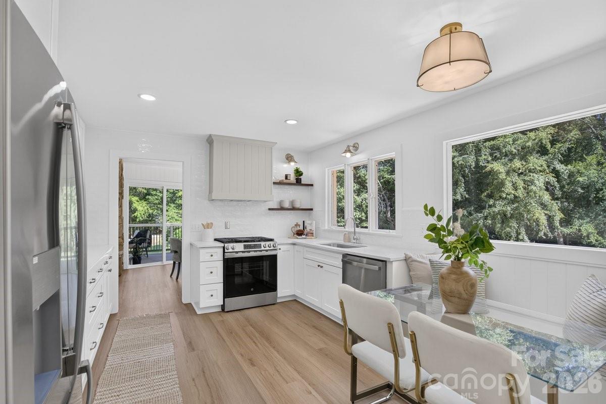 2532 Sam Newell Road — Matthews