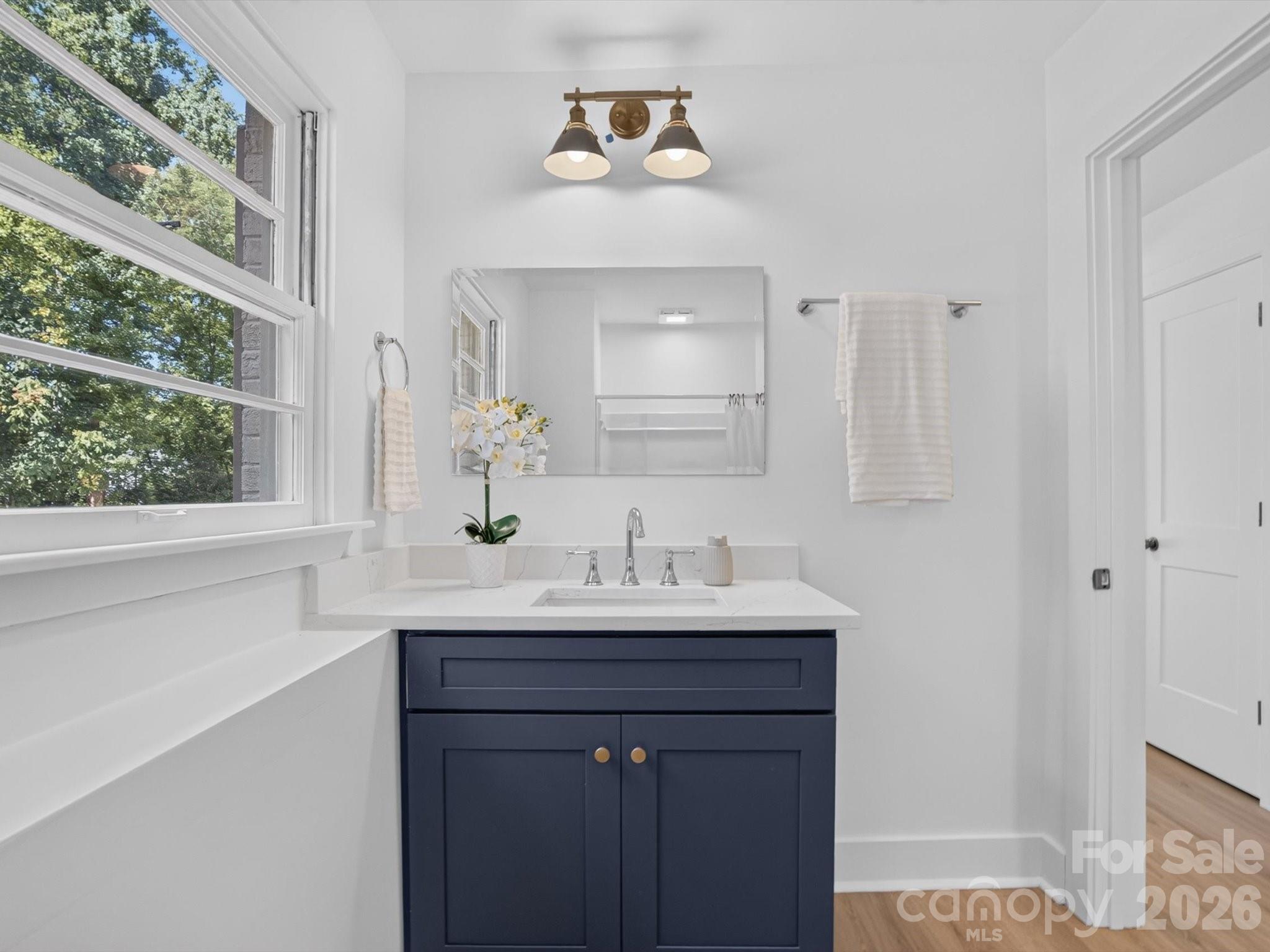2532 Sam Newell Road — Matthews