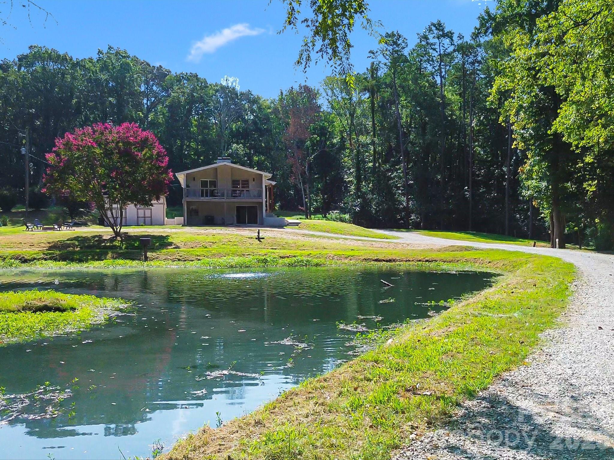 2532 Sam Newell Road — Matthews