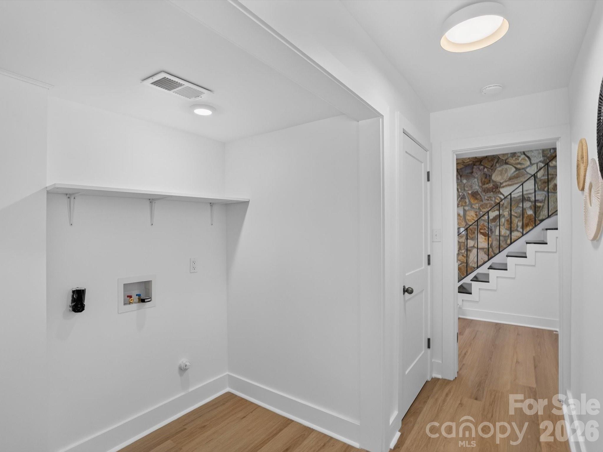 2532 Sam Newell Road — Matthews