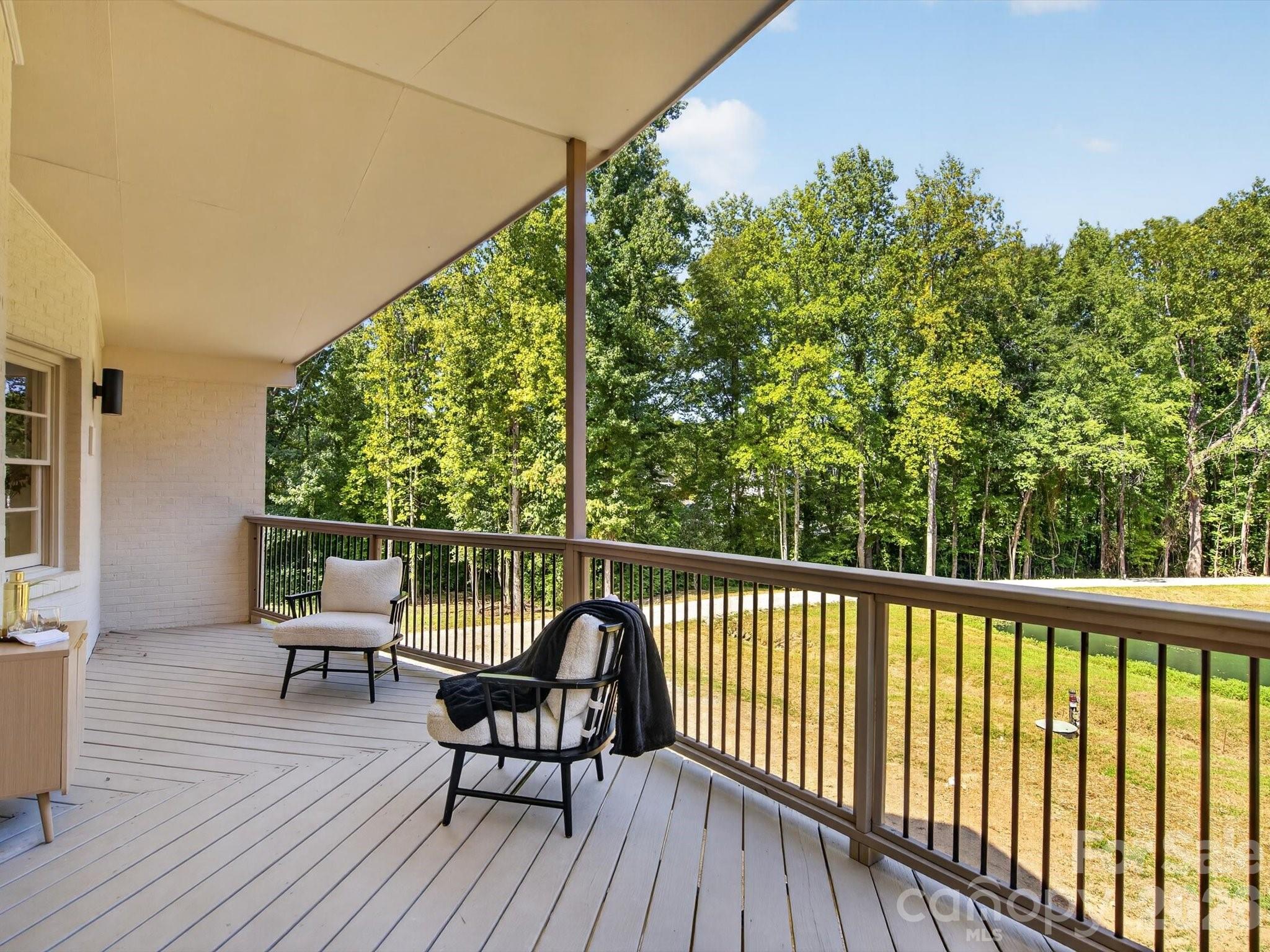 2532 Sam Newell Road — Matthews
