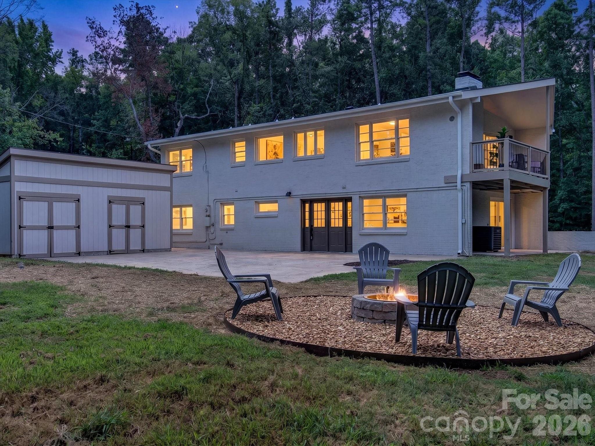 2532 Sam Newell Road — Matthews