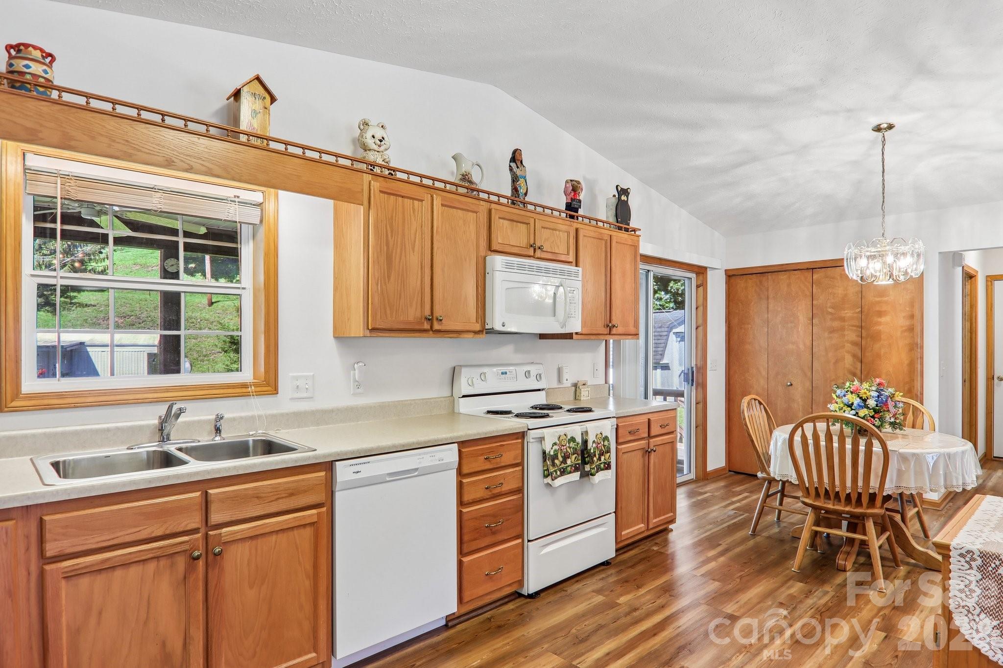117 Pinellas Lane — Waynesville