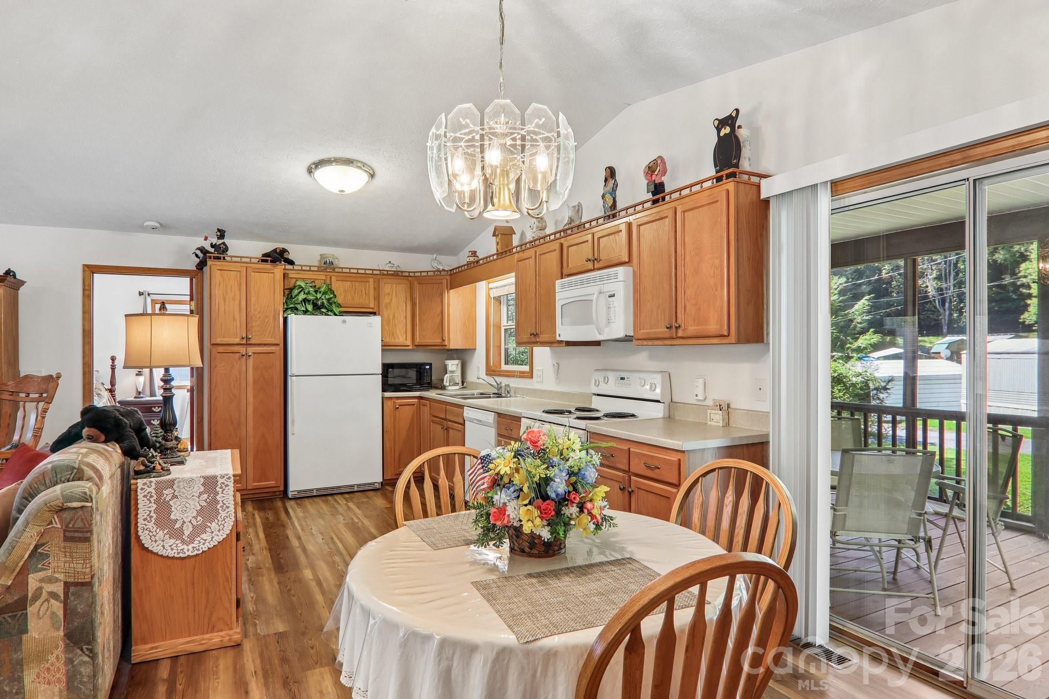 117 Pinellas Lane — Waynesville