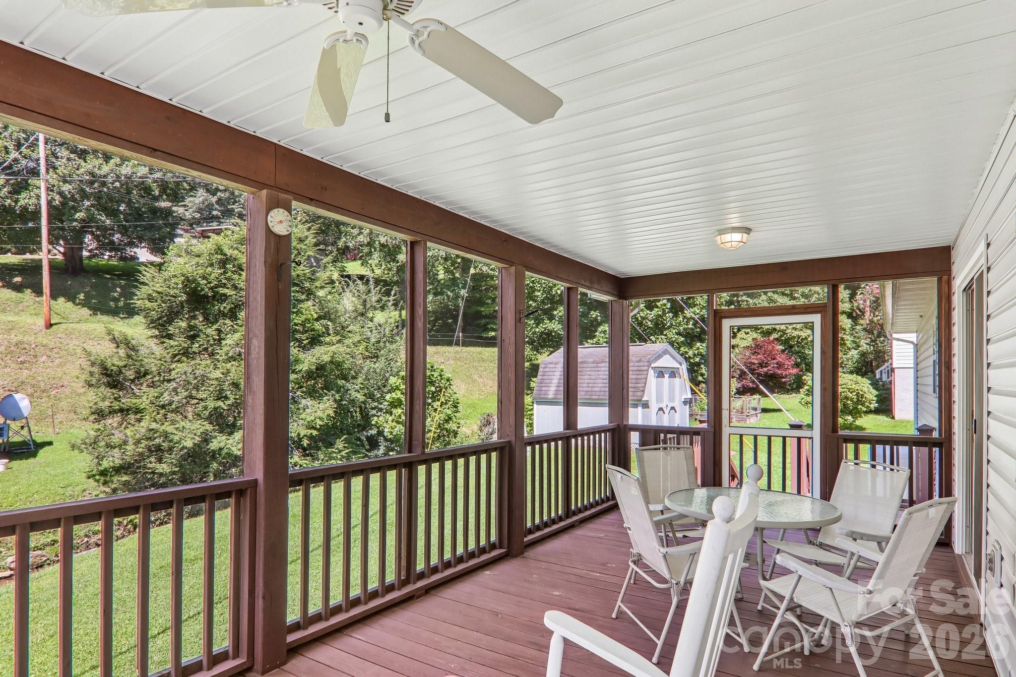 117 Pinellas Lane — Waynesville