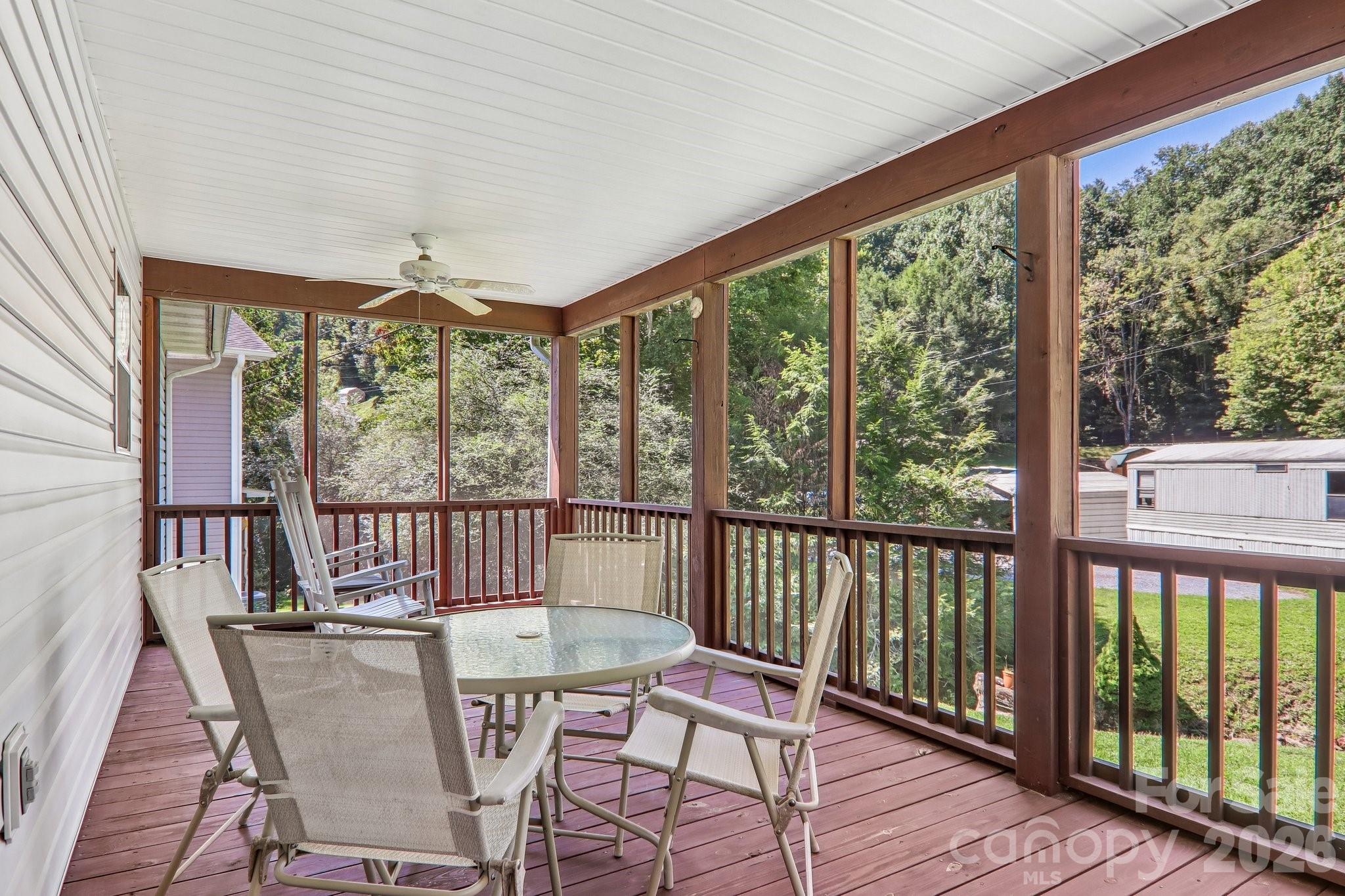 117 Pinellas Lane — Waynesville