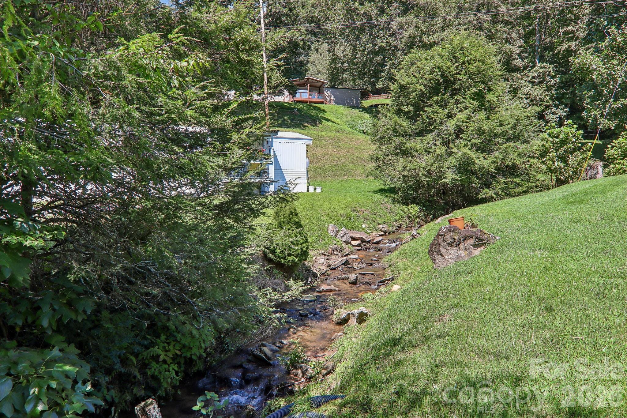 117 Pinellas Lane — Waynesville