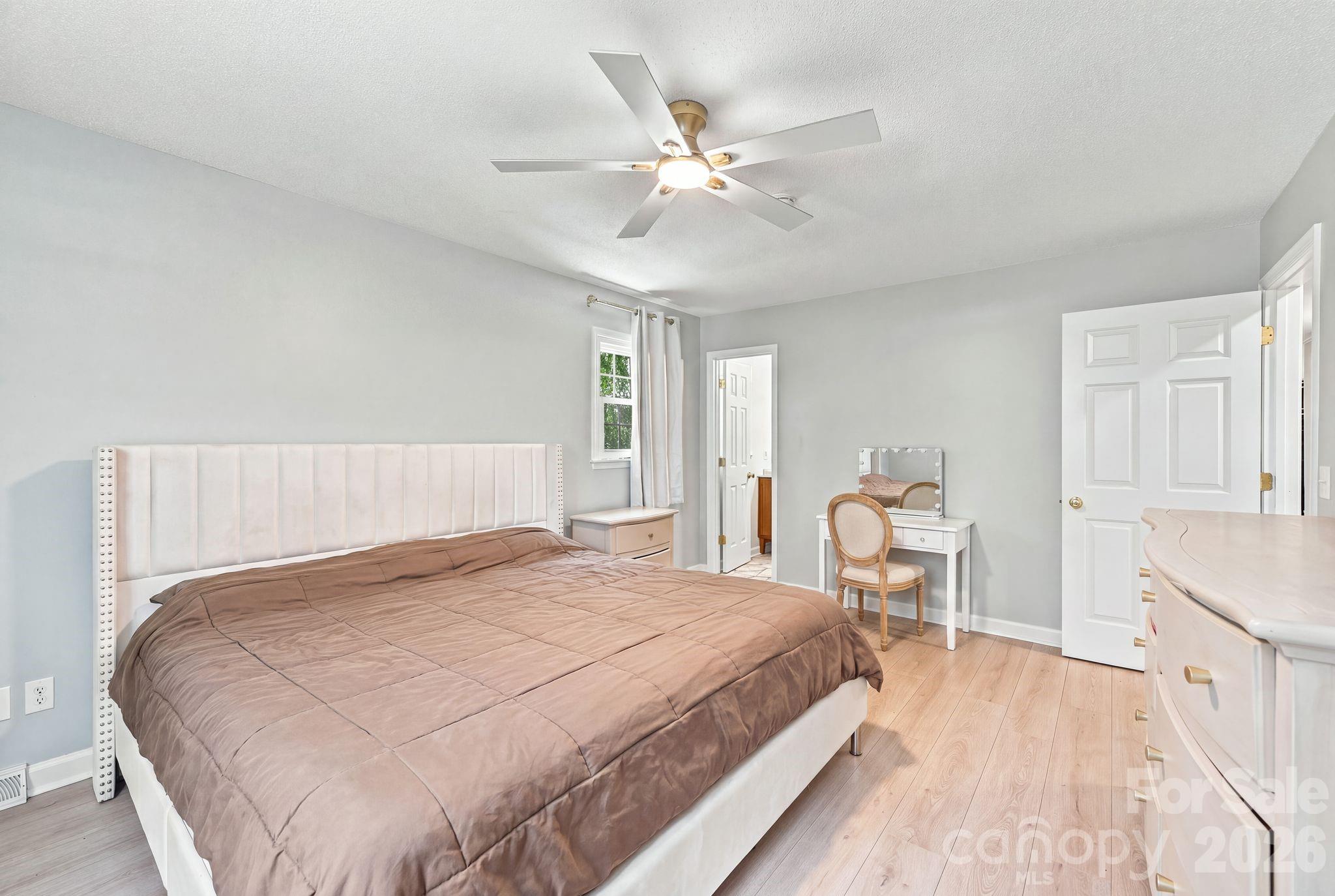 436 Peace Haven Road — Winston Salem