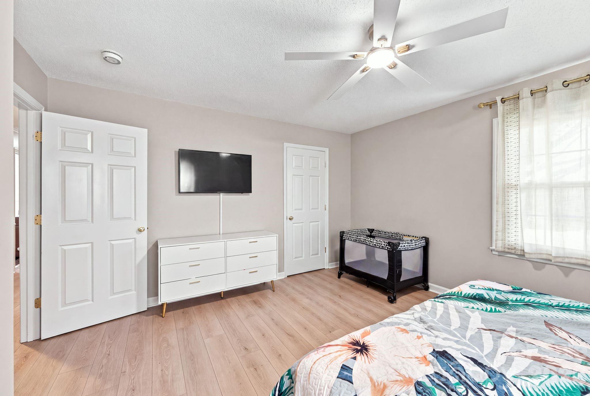 436 Peace Haven Road — Winston Salem