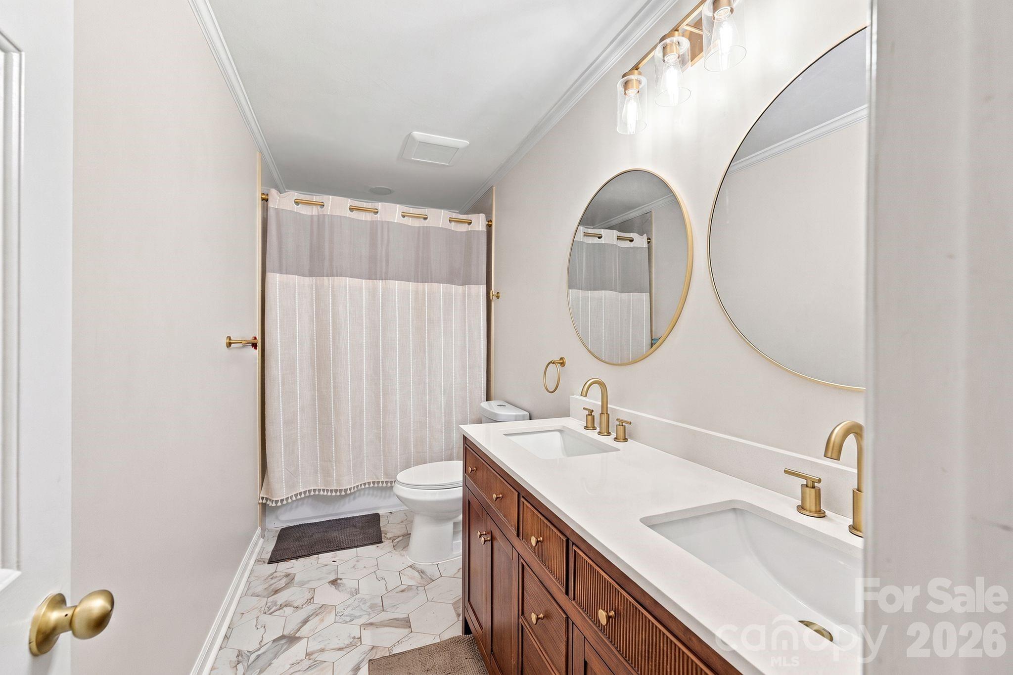 436 Peace Haven Road — Winston Salem