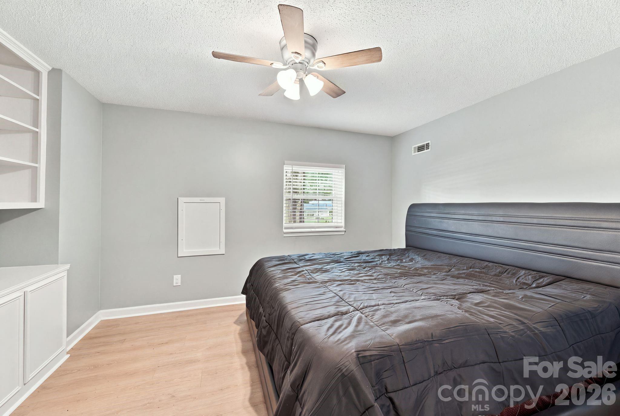 436 Peace Haven Road — Winston Salem