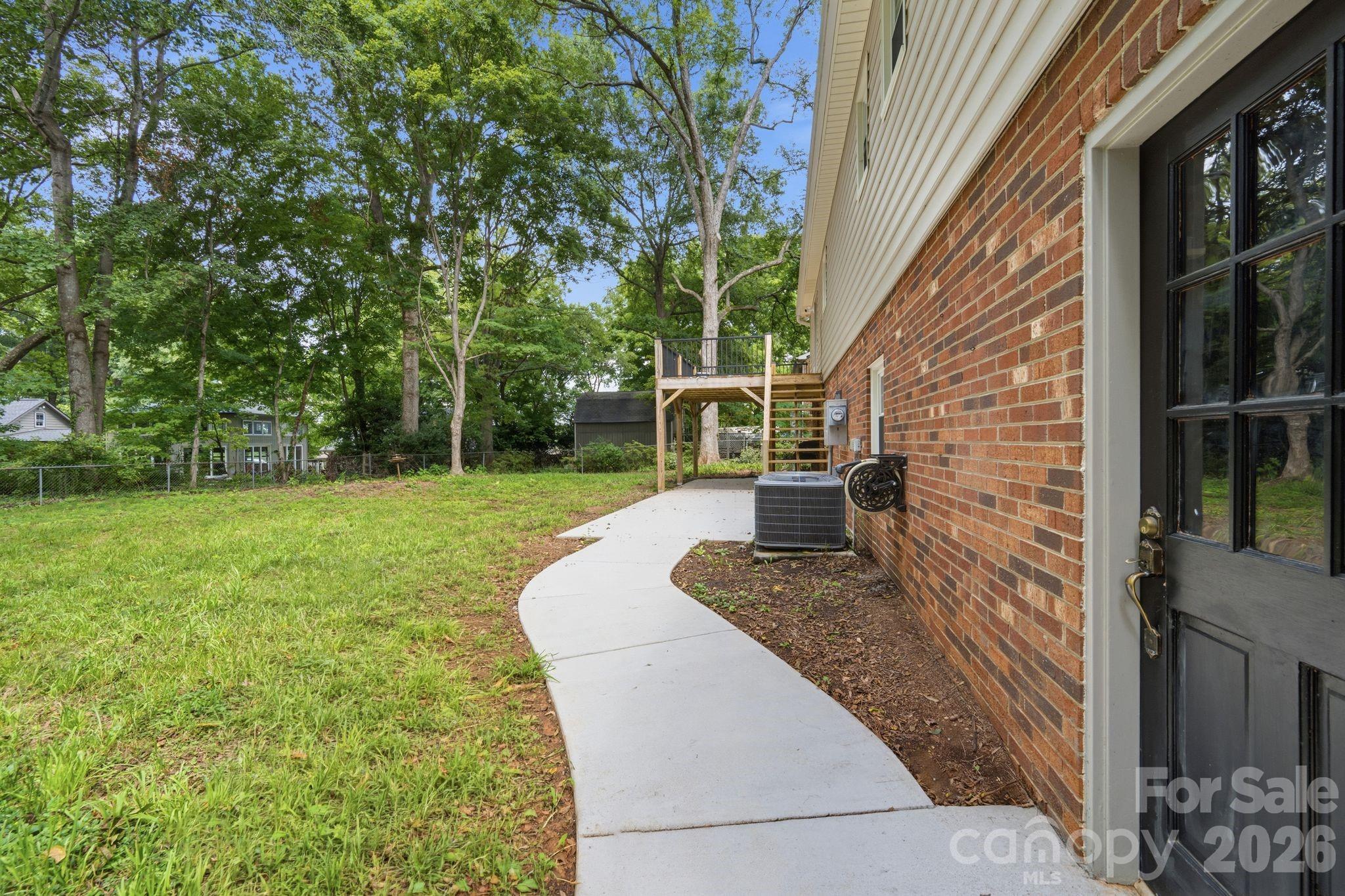 436 Peace Haven Road — Winston Salem