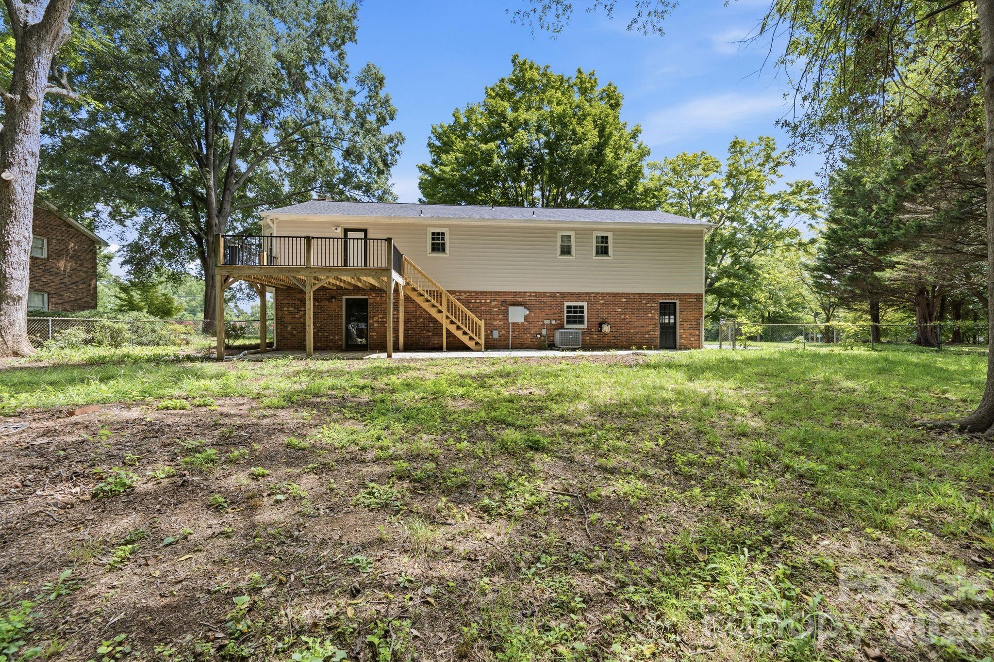 436 Peace Haven Road — Winston Salem