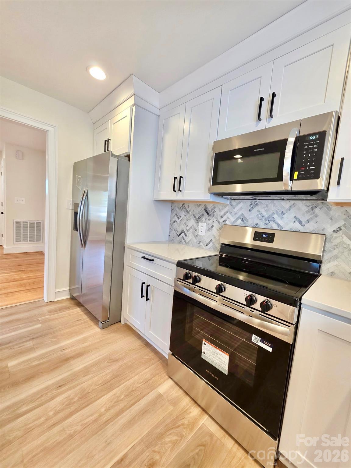264 3rd Avenue SW — Taylorsville