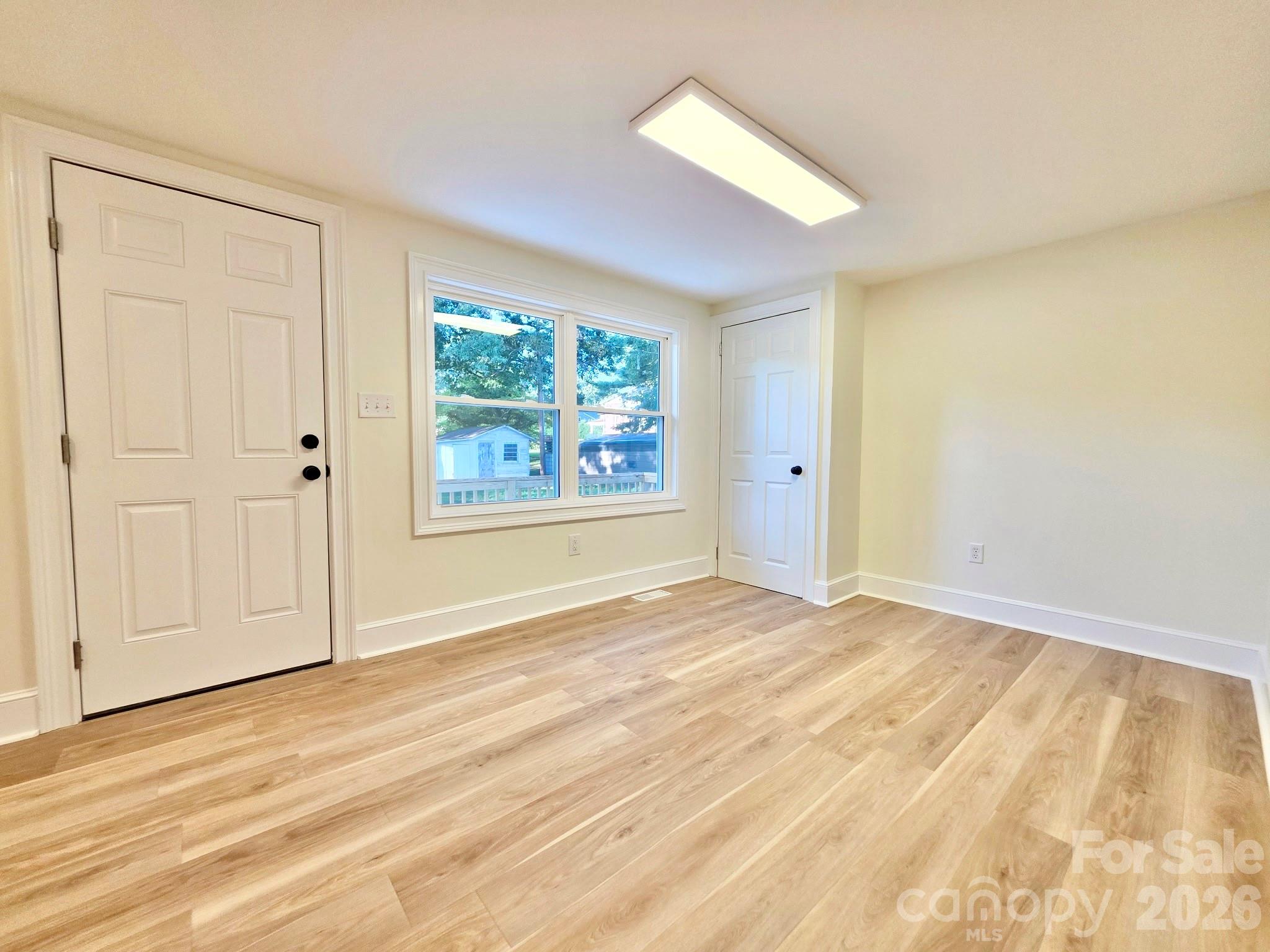 264 3rd Avenue SW — Taylorsville
