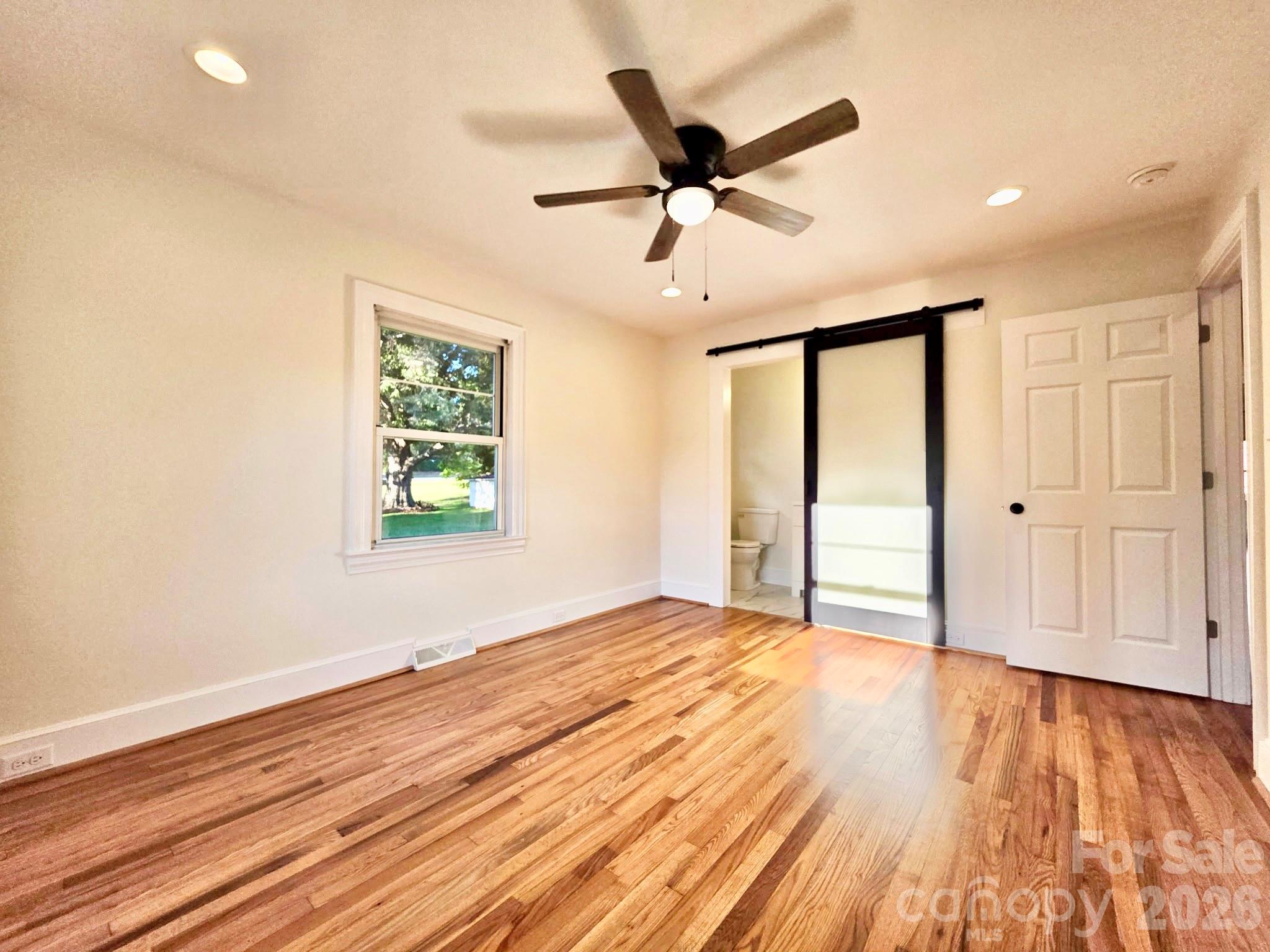 264 3rd Avenue SW — Taylorsville