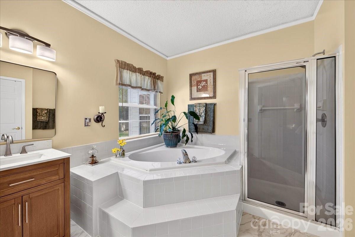 3508 Mallard Cove Court — Charlotte