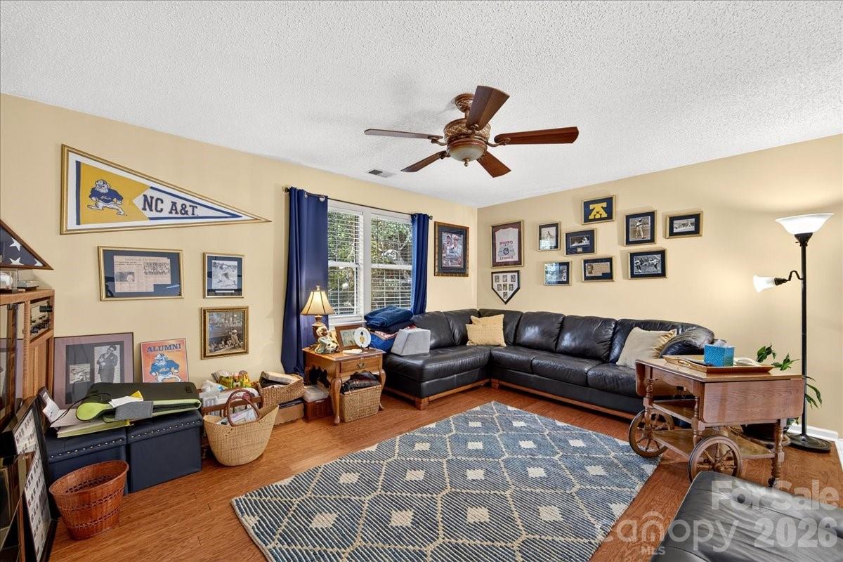 3508 Mallard Cove Court — Charlotte