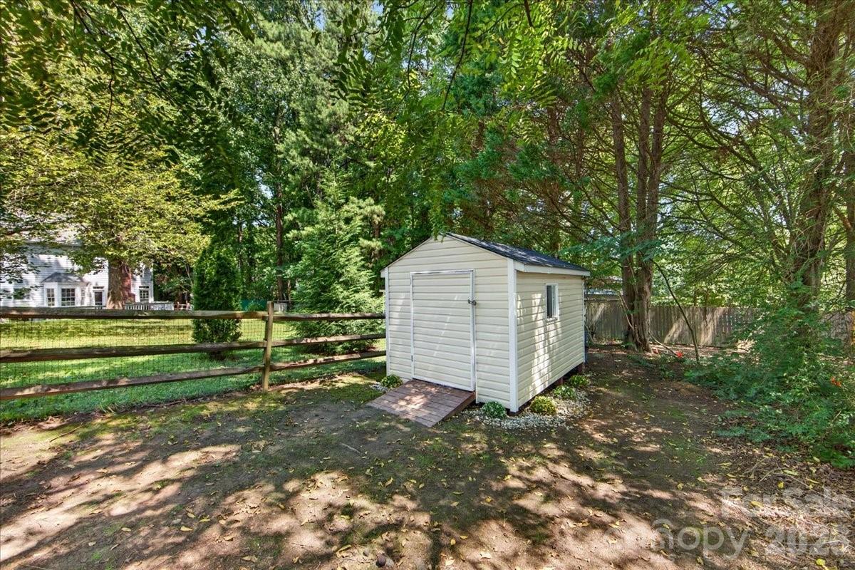 3508 Mallard Cove Court — Charlotte