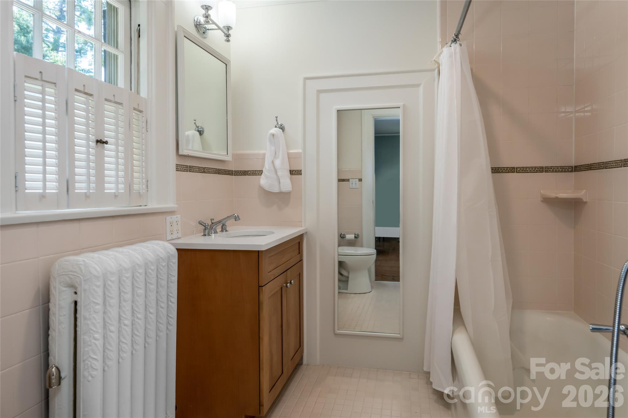 17 Lynwood Road — Asheville