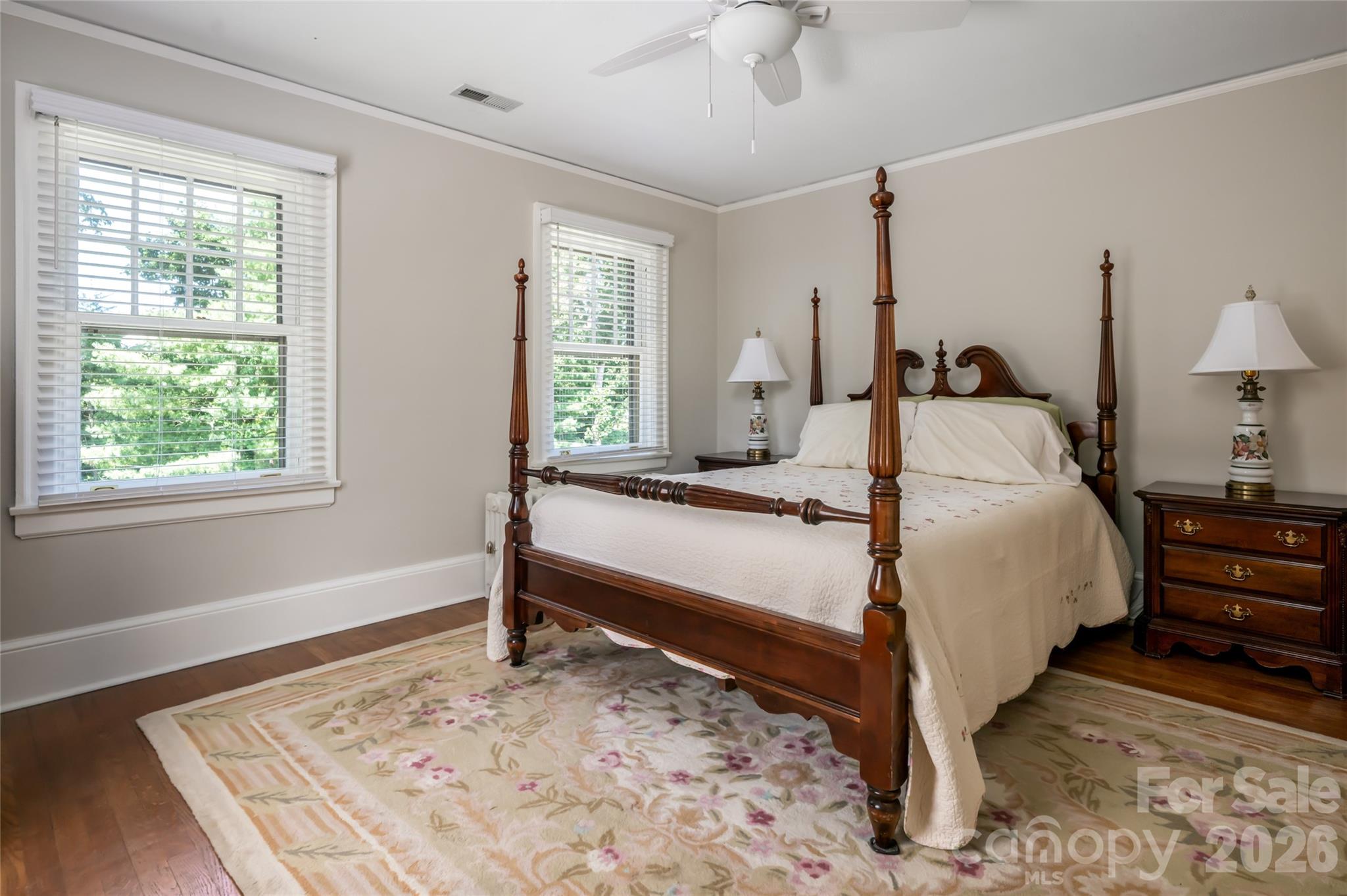 17 Lynwood Road — Asheville
