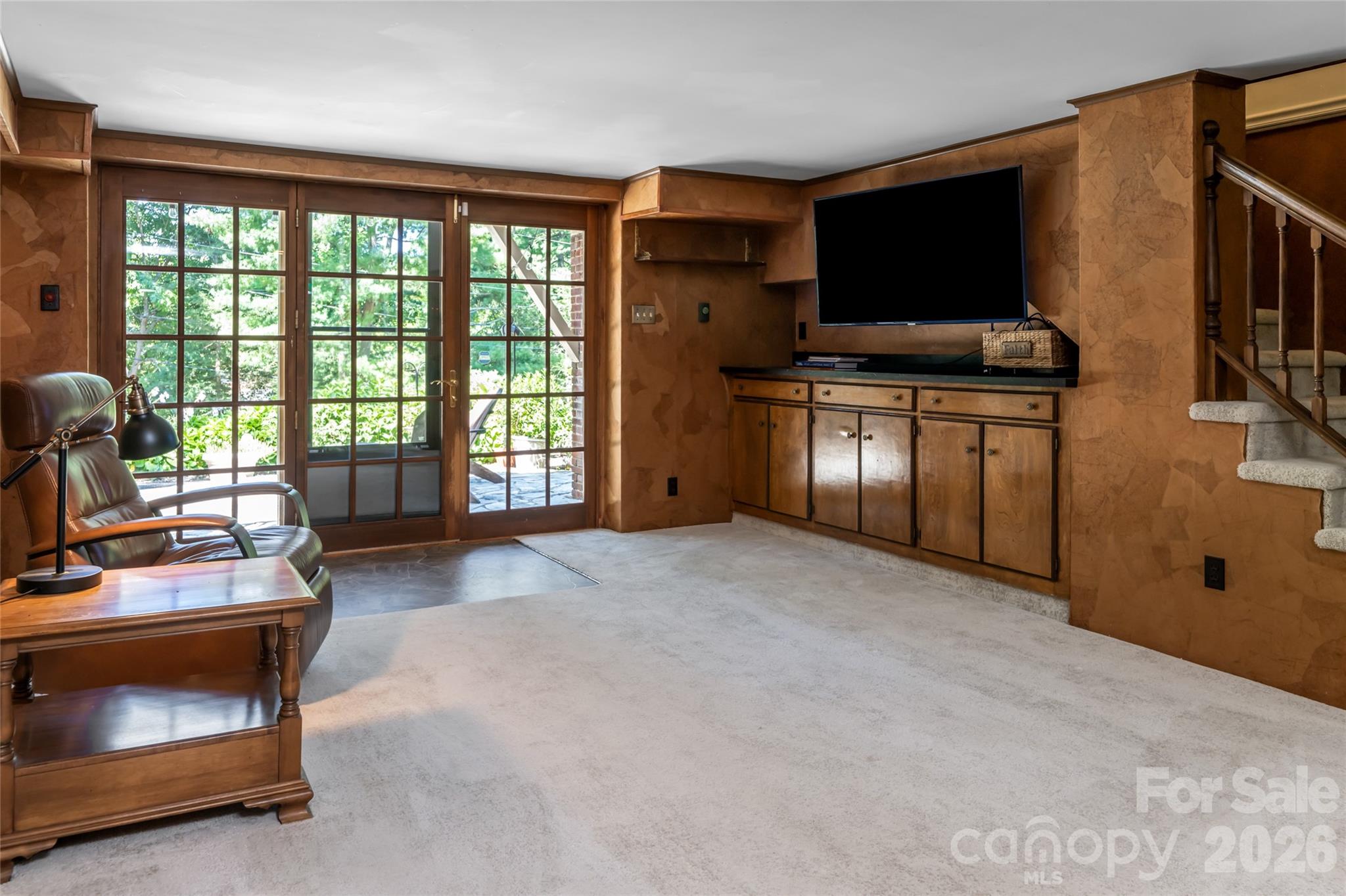 17 Lynwood Road — Asheville