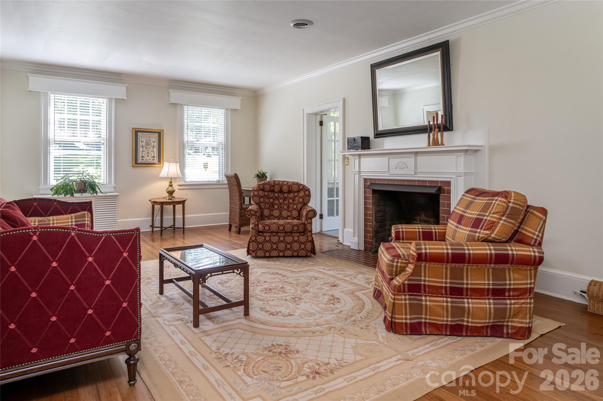 17 Lynwood Road — Asheville