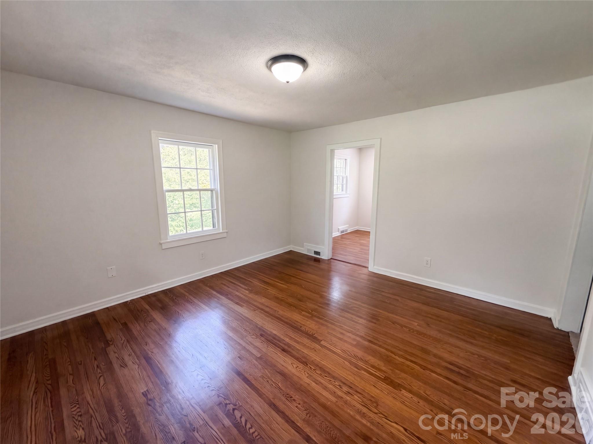 1006 Peachtree Road — Charlotte