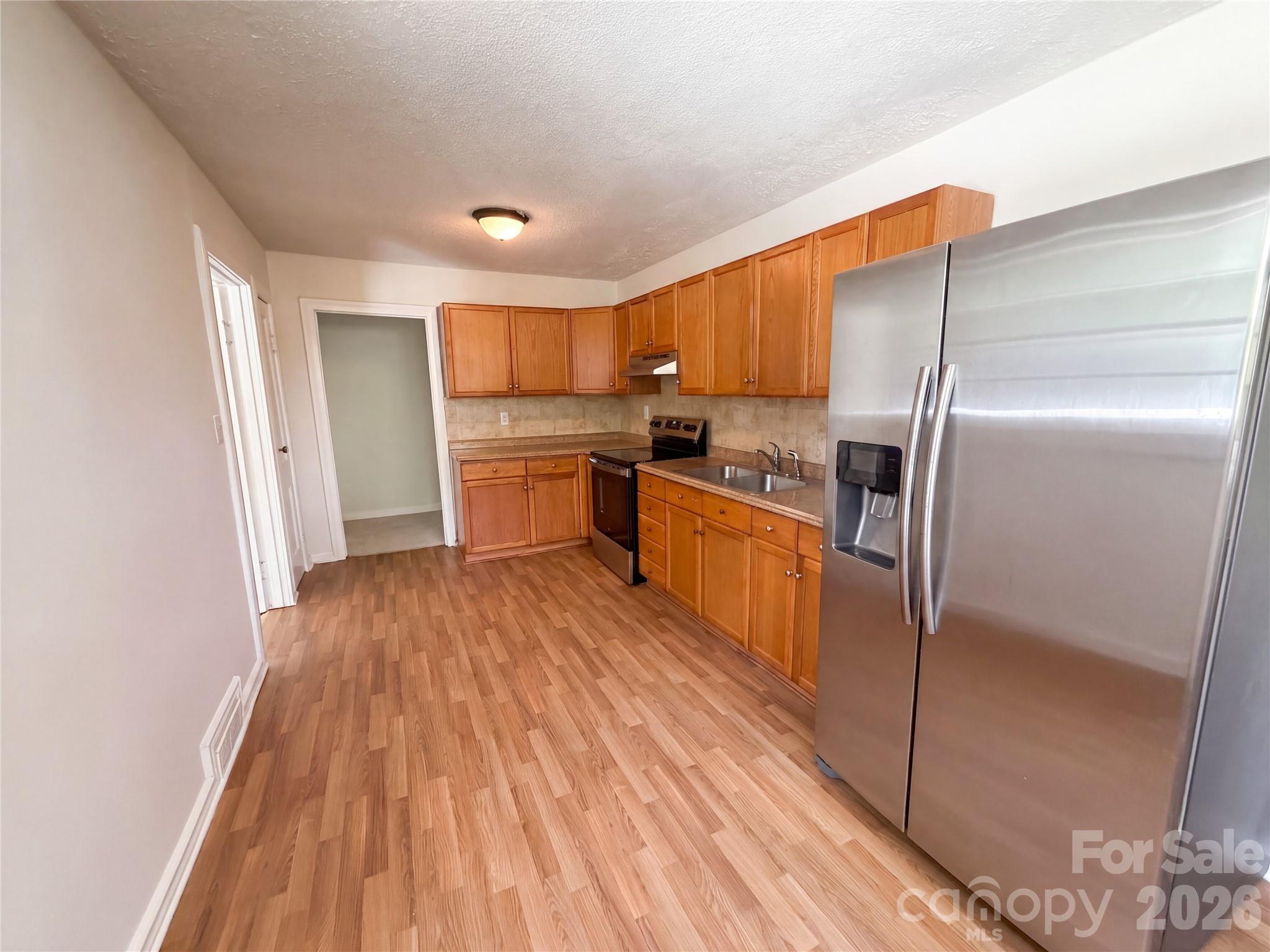 1006 Peachtree Road — Charlotte
